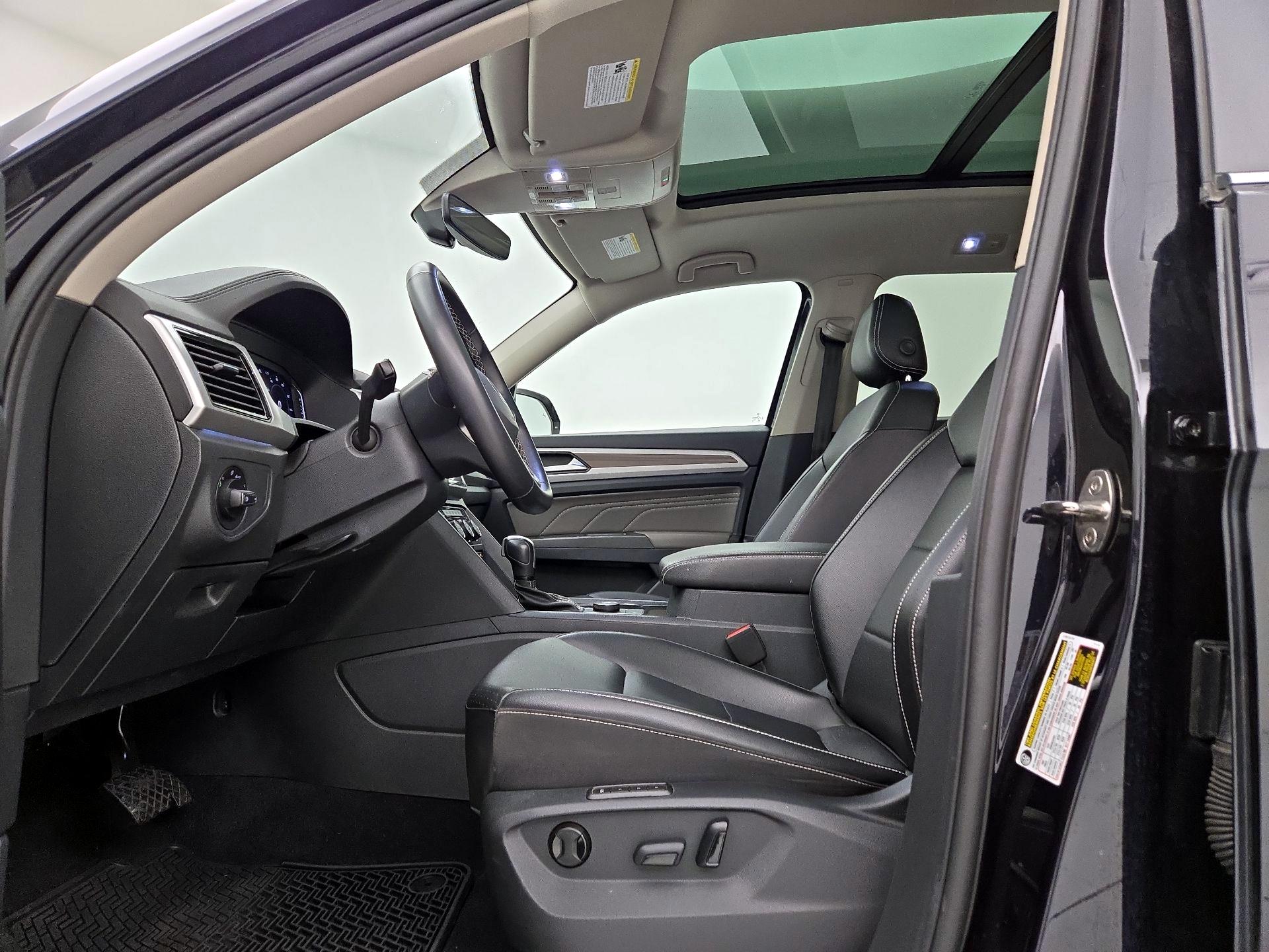 Thumbnail: 2022 Volkswagen Atlas - 11