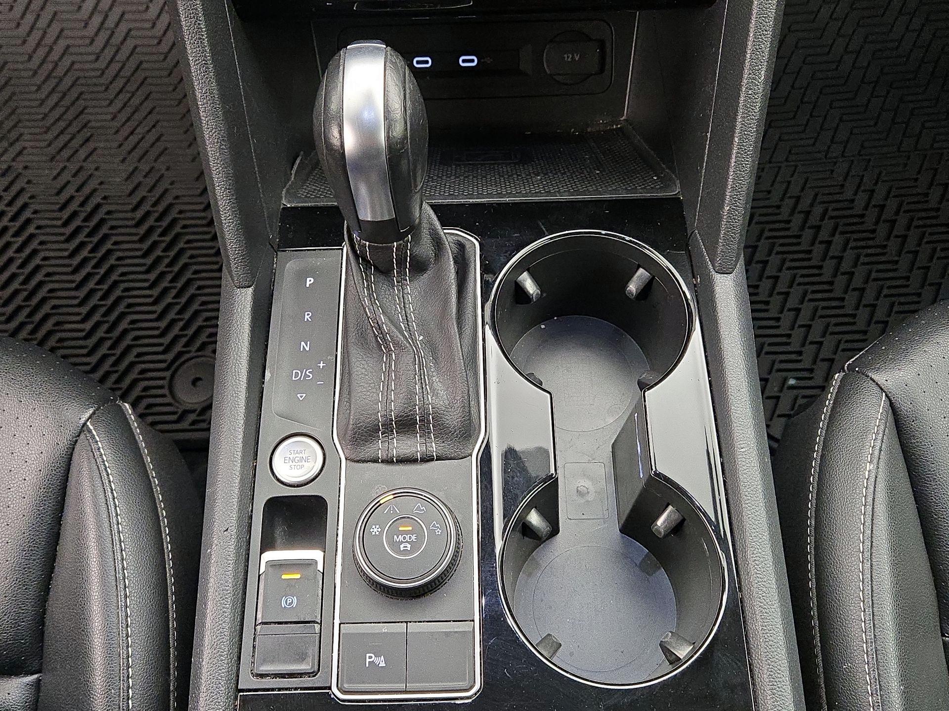 Thumbnail: 2022 Volkswagen Atlas - 17