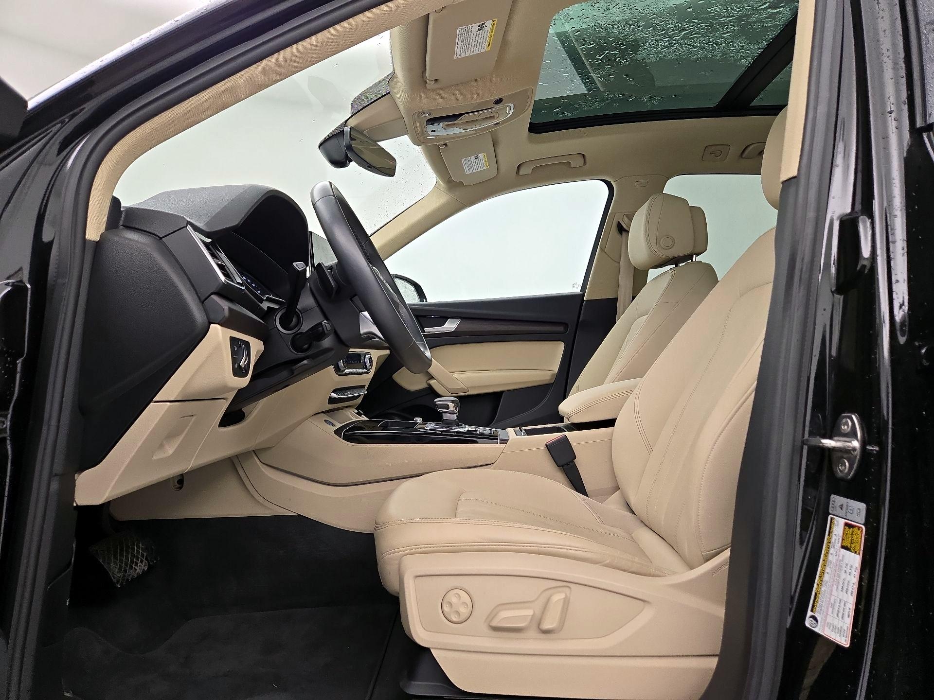 Thumbnail: 2022 Audi Q5 - 11