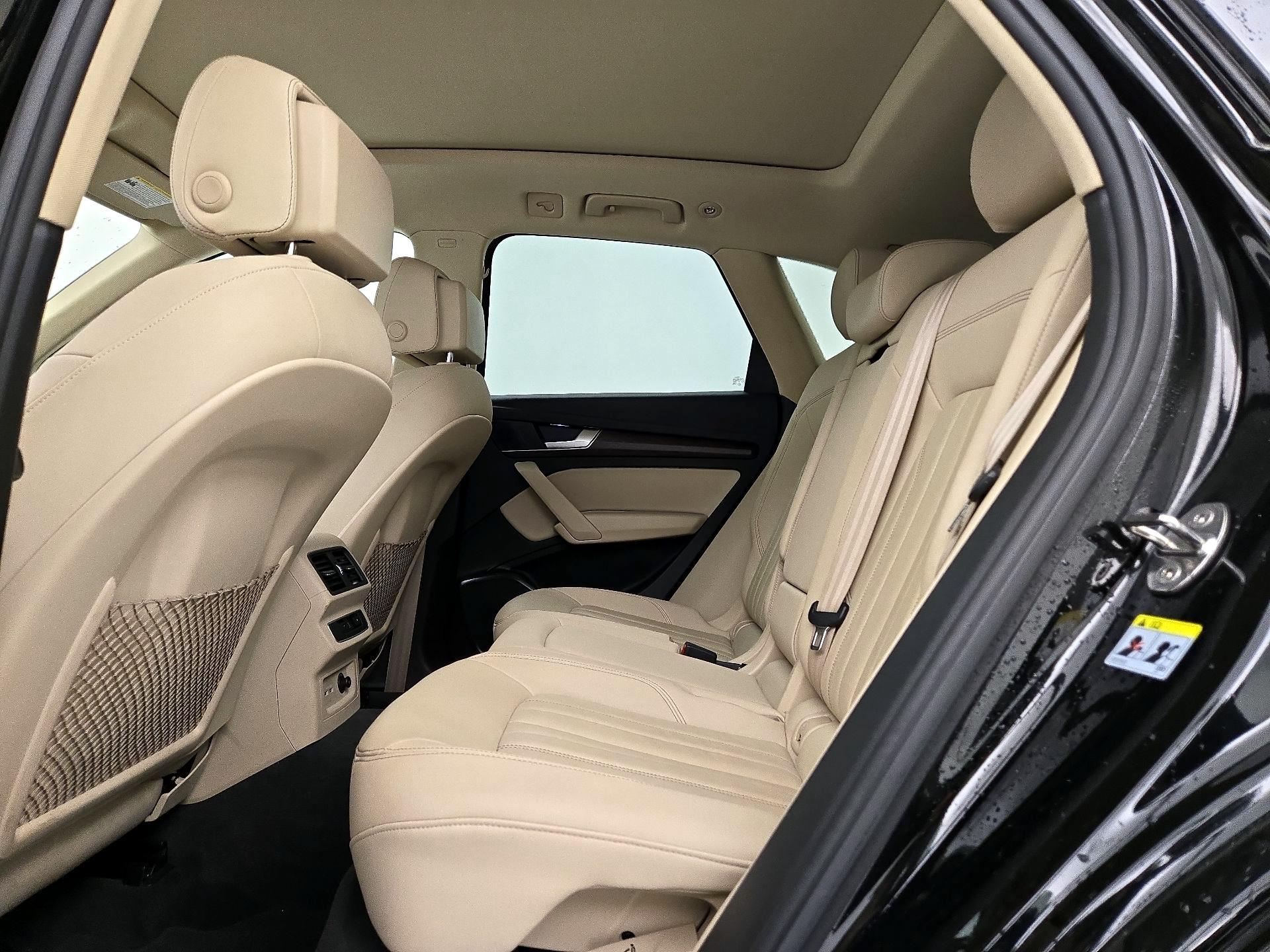 Thumbnail: 2022 Audi Q5 - 19