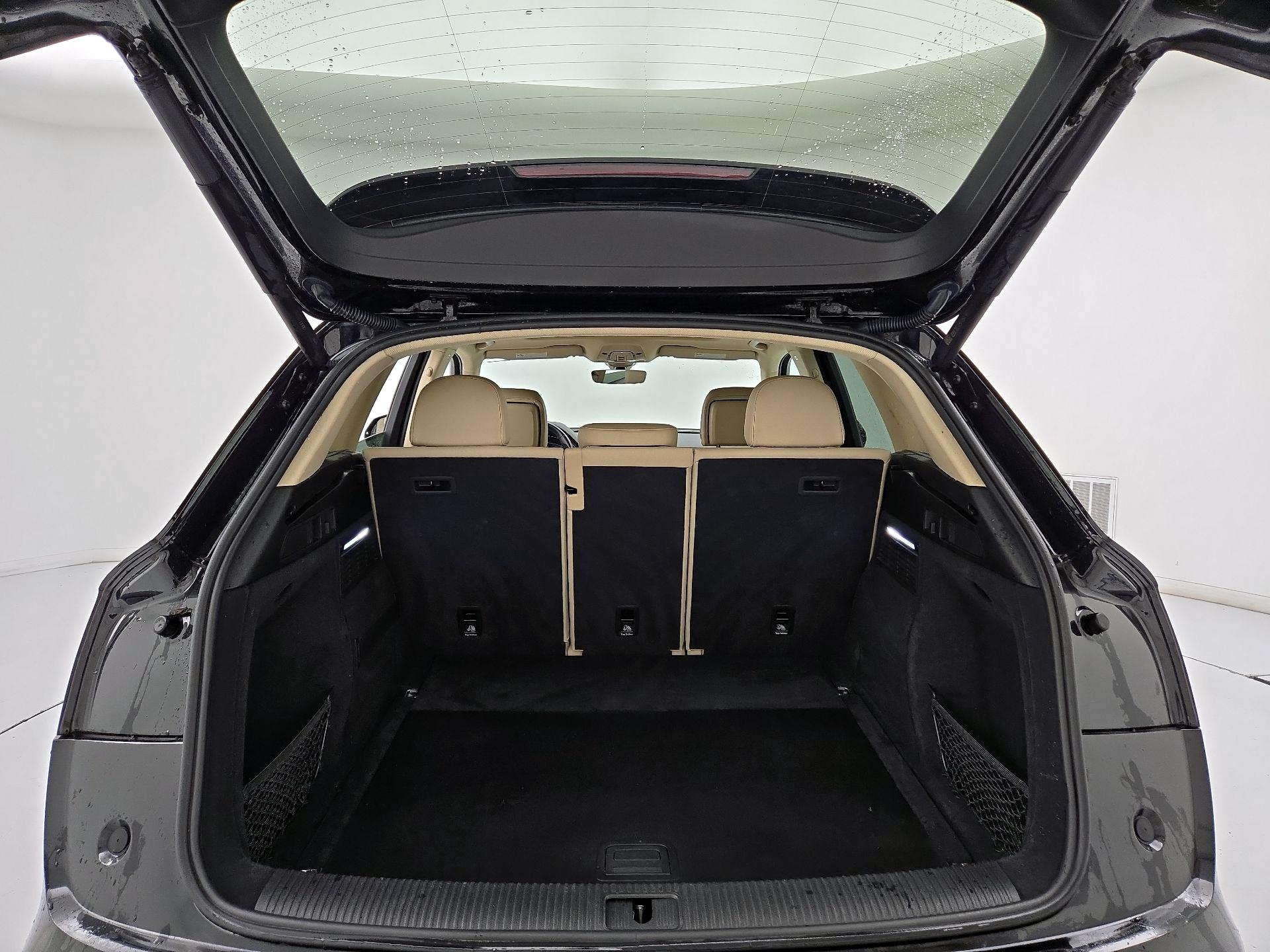 Thumbnail: 2022 Audi Q5 - 20