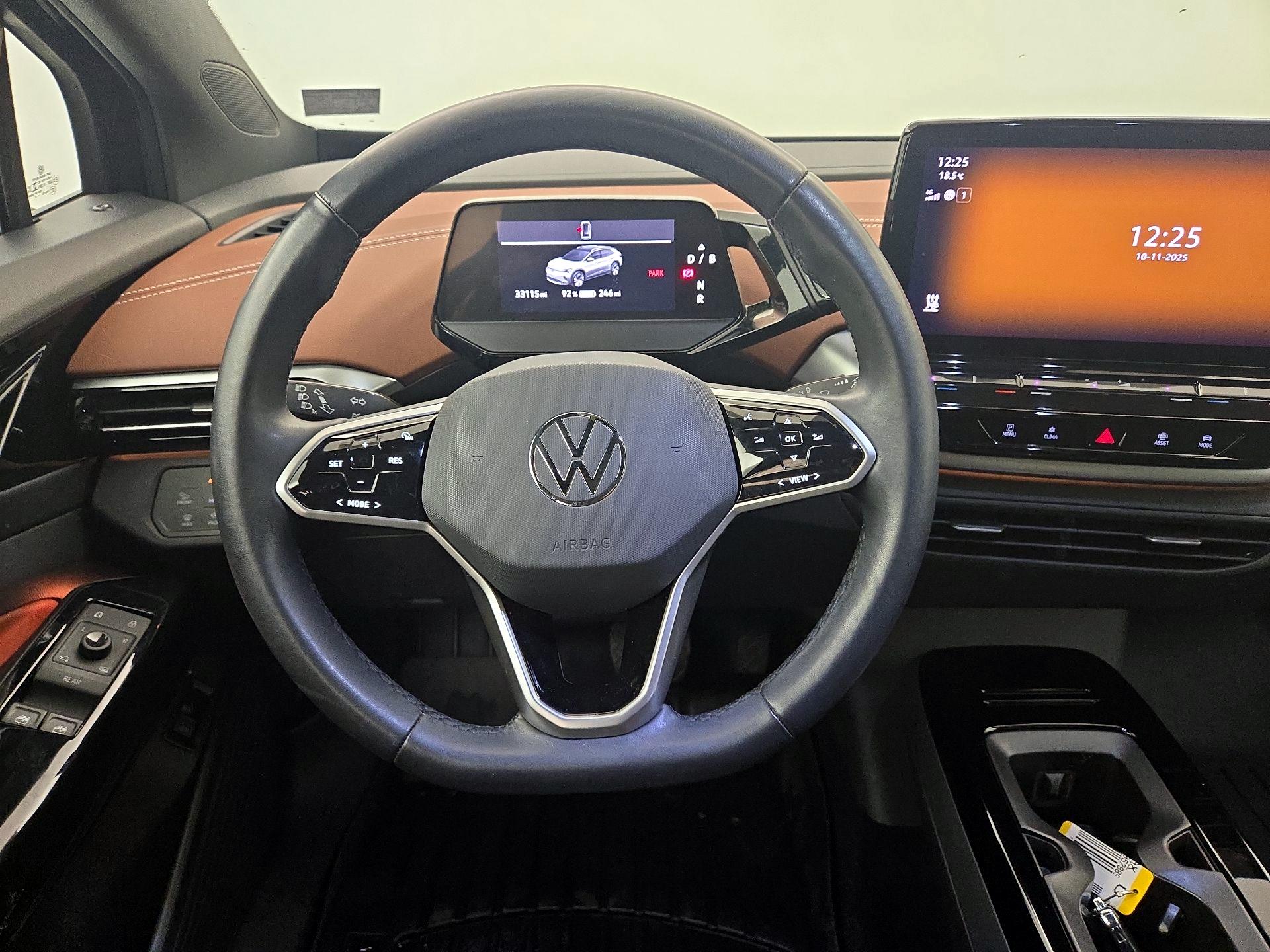 Thumbnail: 2021 Volkswagen ID.4 - 10