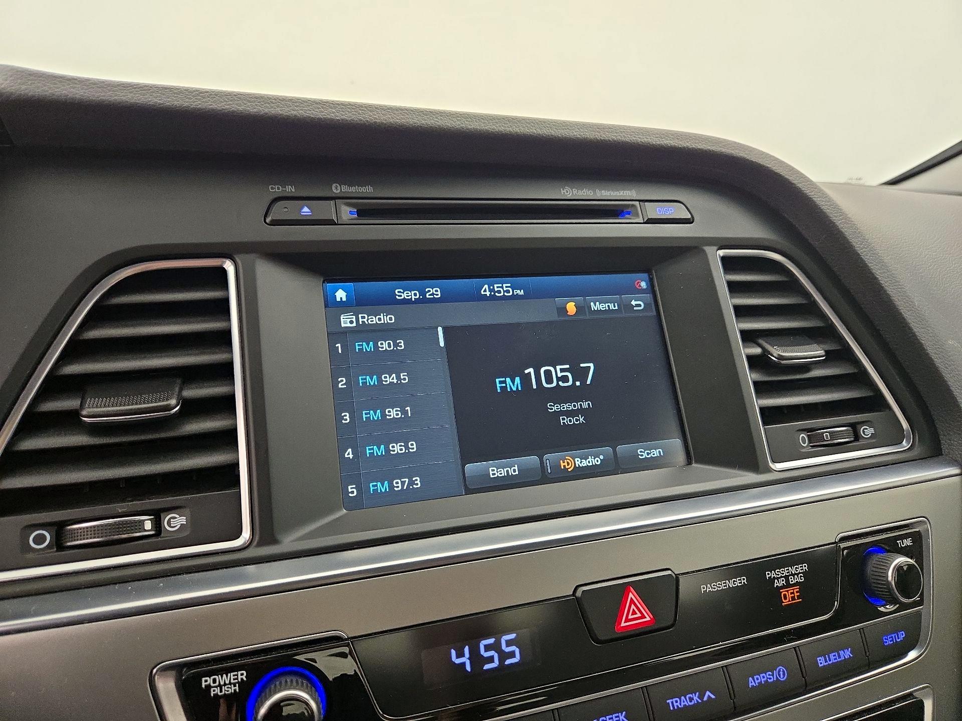 Thumbnail: 2016 Hyundai Sonata - 15