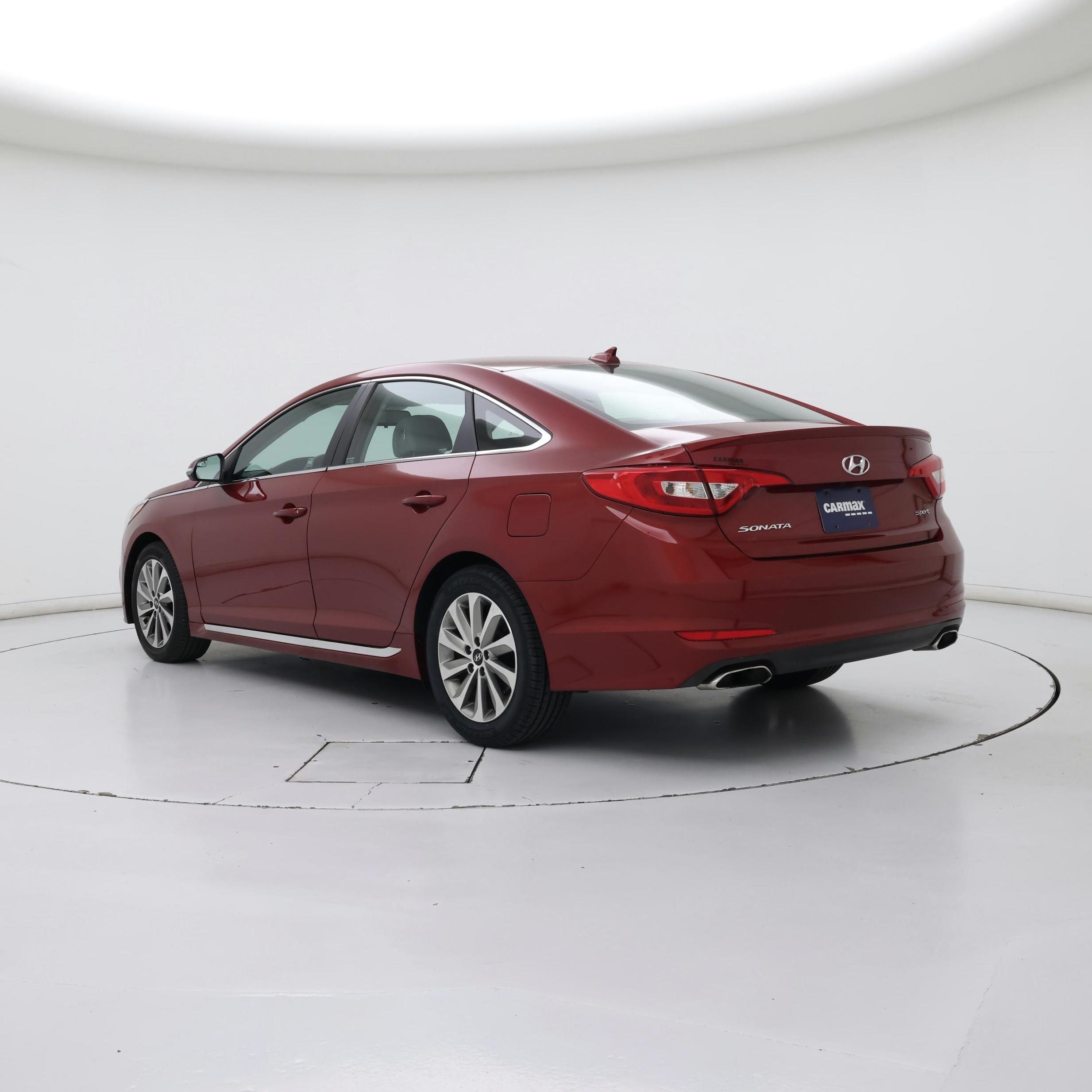 Thumbnail: 2016 Hyundai Sonata - 2