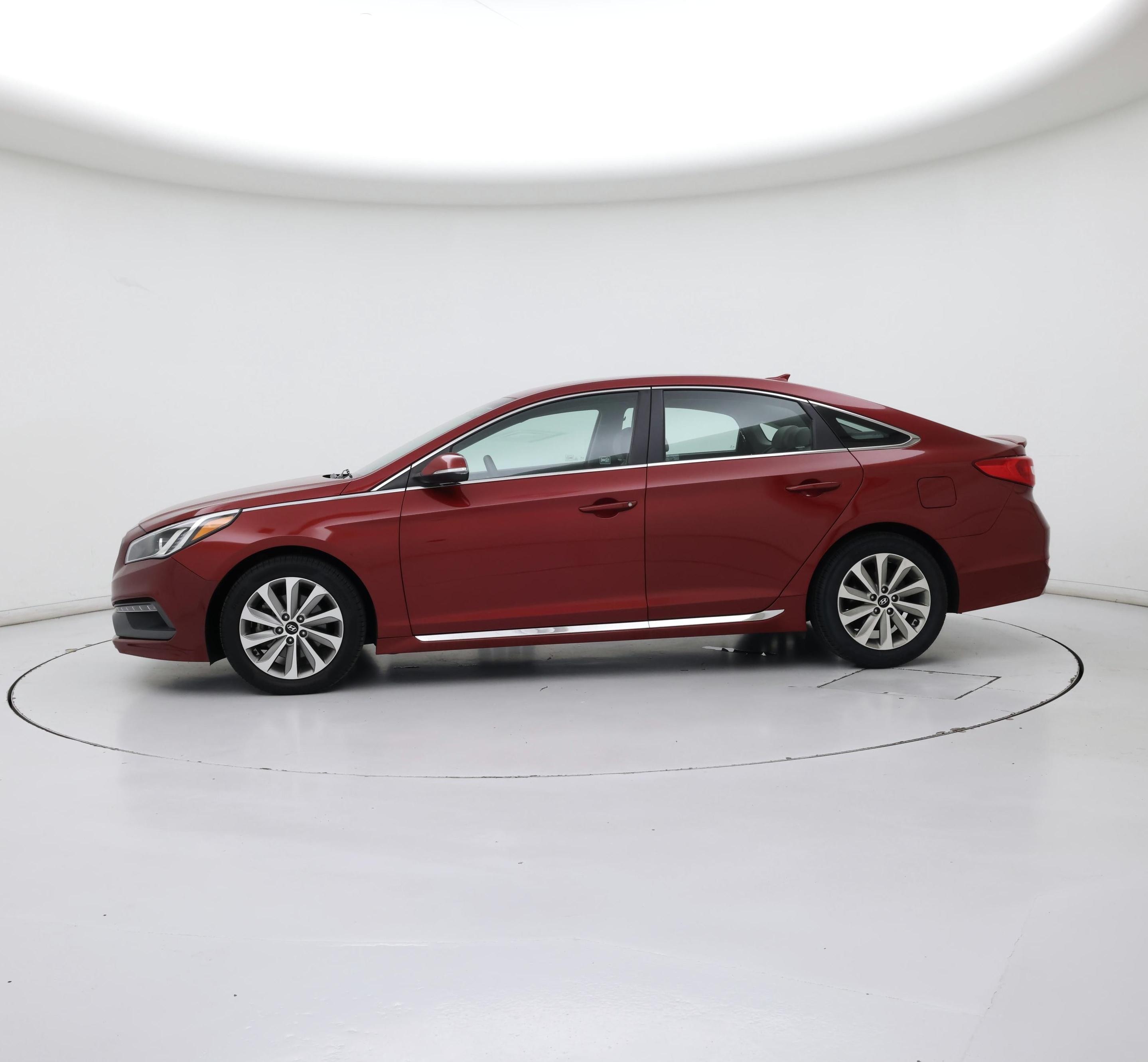 Thumbnail: 2016 Hyundai Sonata - 3