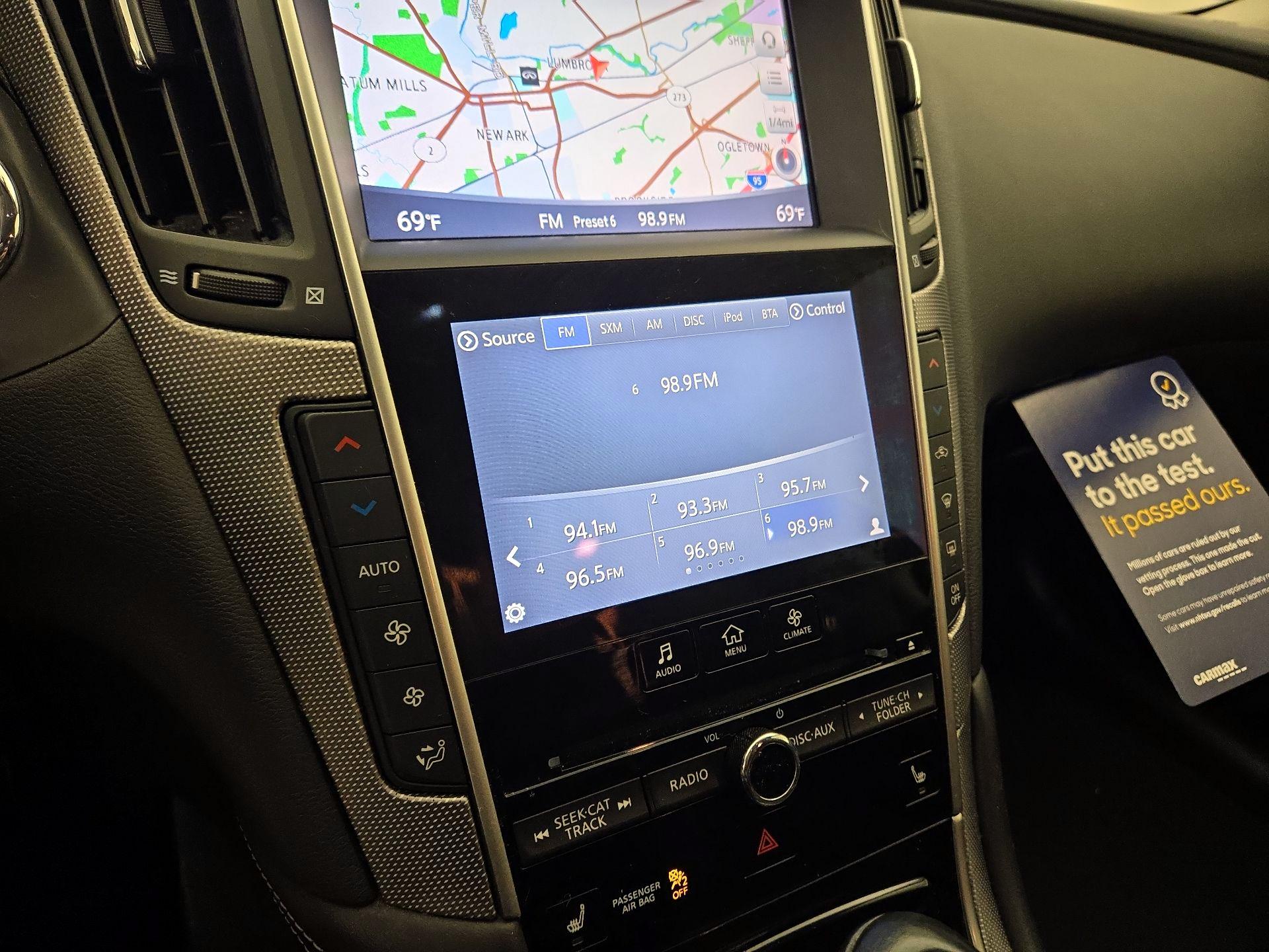 Thumbnail: 2015 INFINITI Q50 - 14