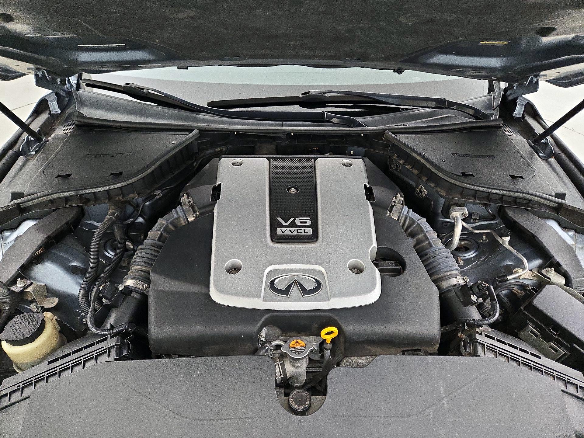 Thumbnail: 2015 INFINITI Q50 - 20