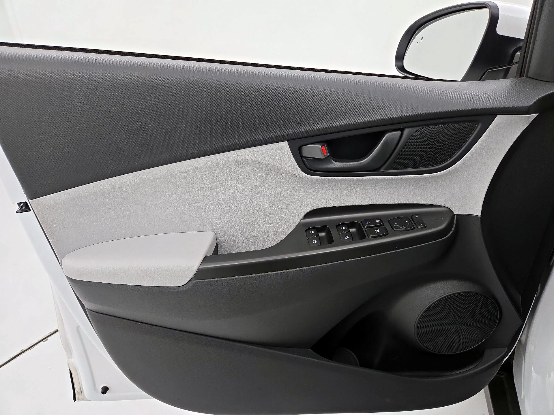 Thumbnail: 2023 Hyundai Kona - 12