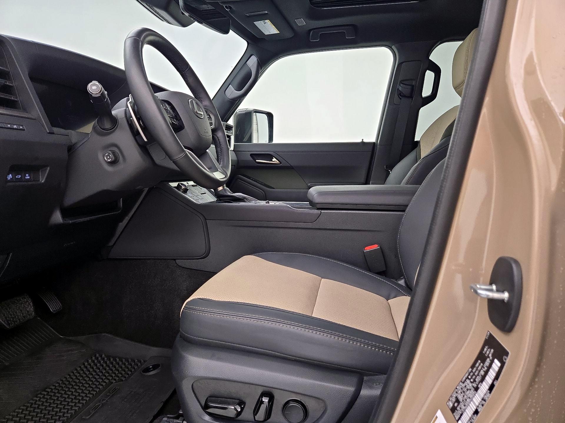 Thumbnail: 2024 Lexus GX - 11