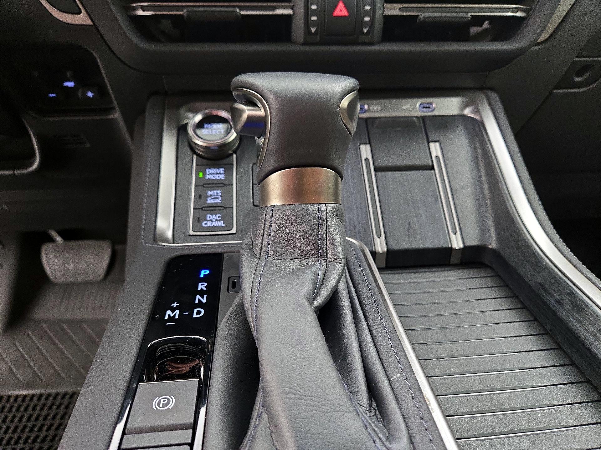 Thumbnail: 2024 Lexus GX - 17