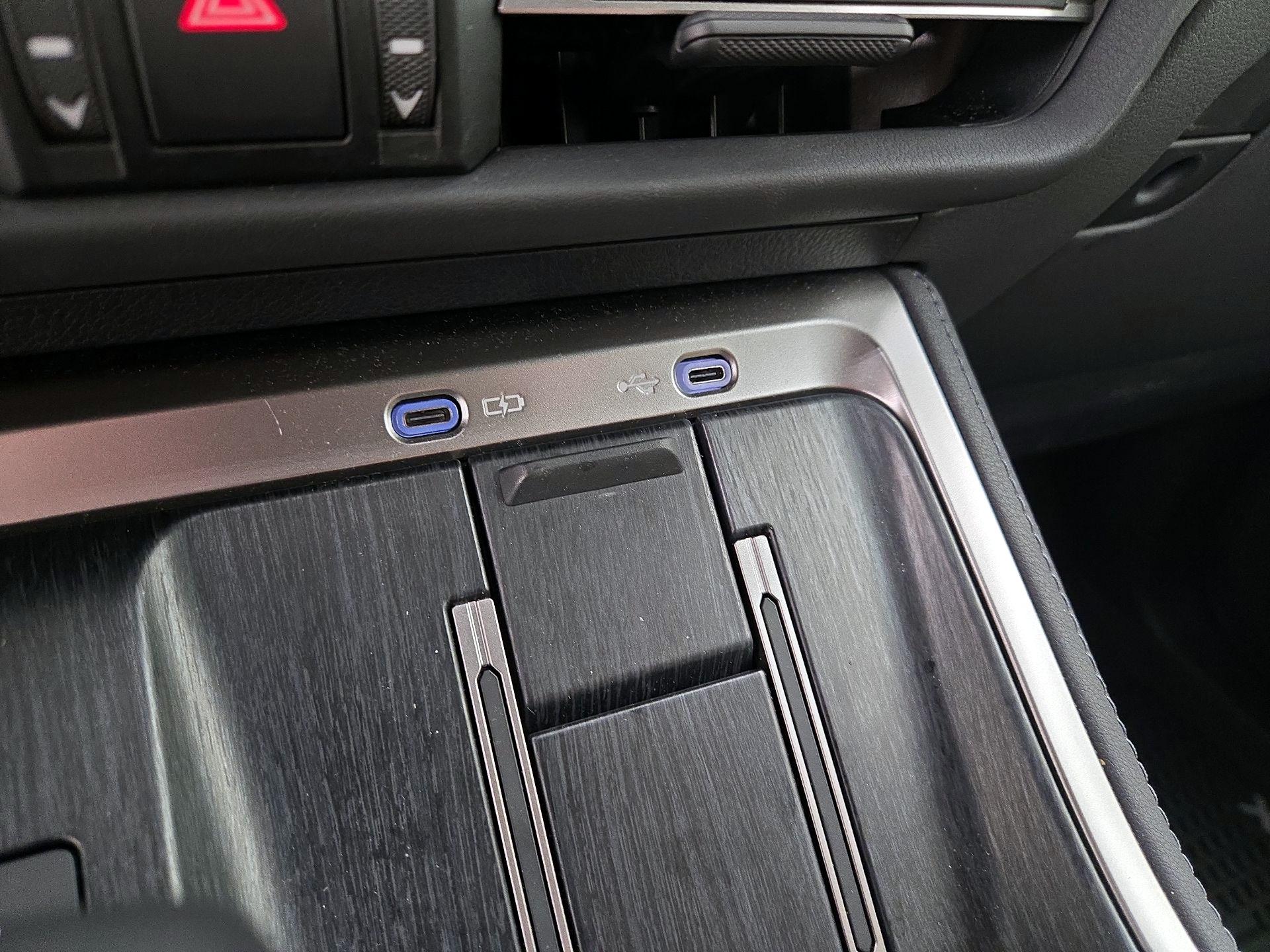 Thumbnail: 2024 Lexus GX - 18