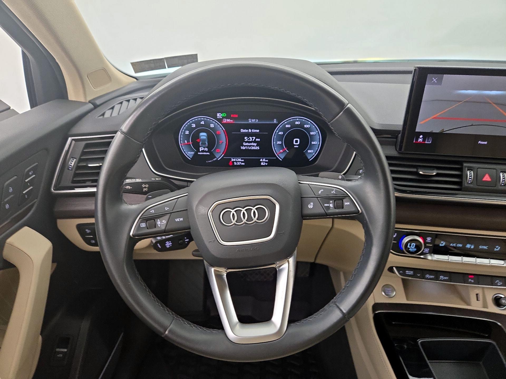 Thumbnail: 2022 Audi Q5 - 10