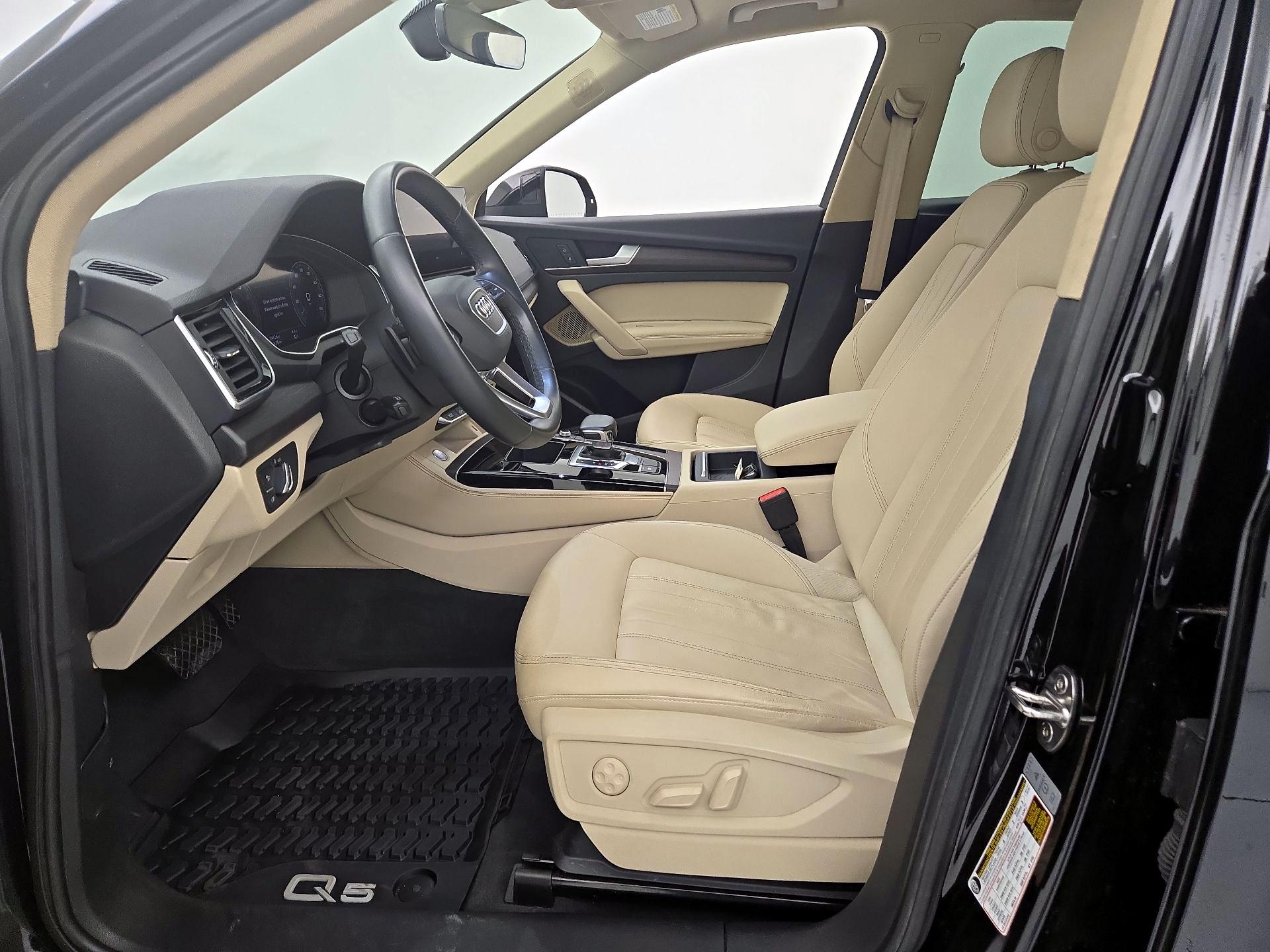 Thumbnail: 2022 Audi Q5 - 11
