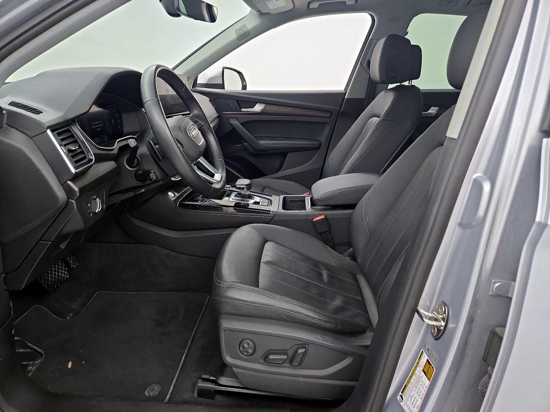 Thumbnail: 2022 Audi Q5 - 11