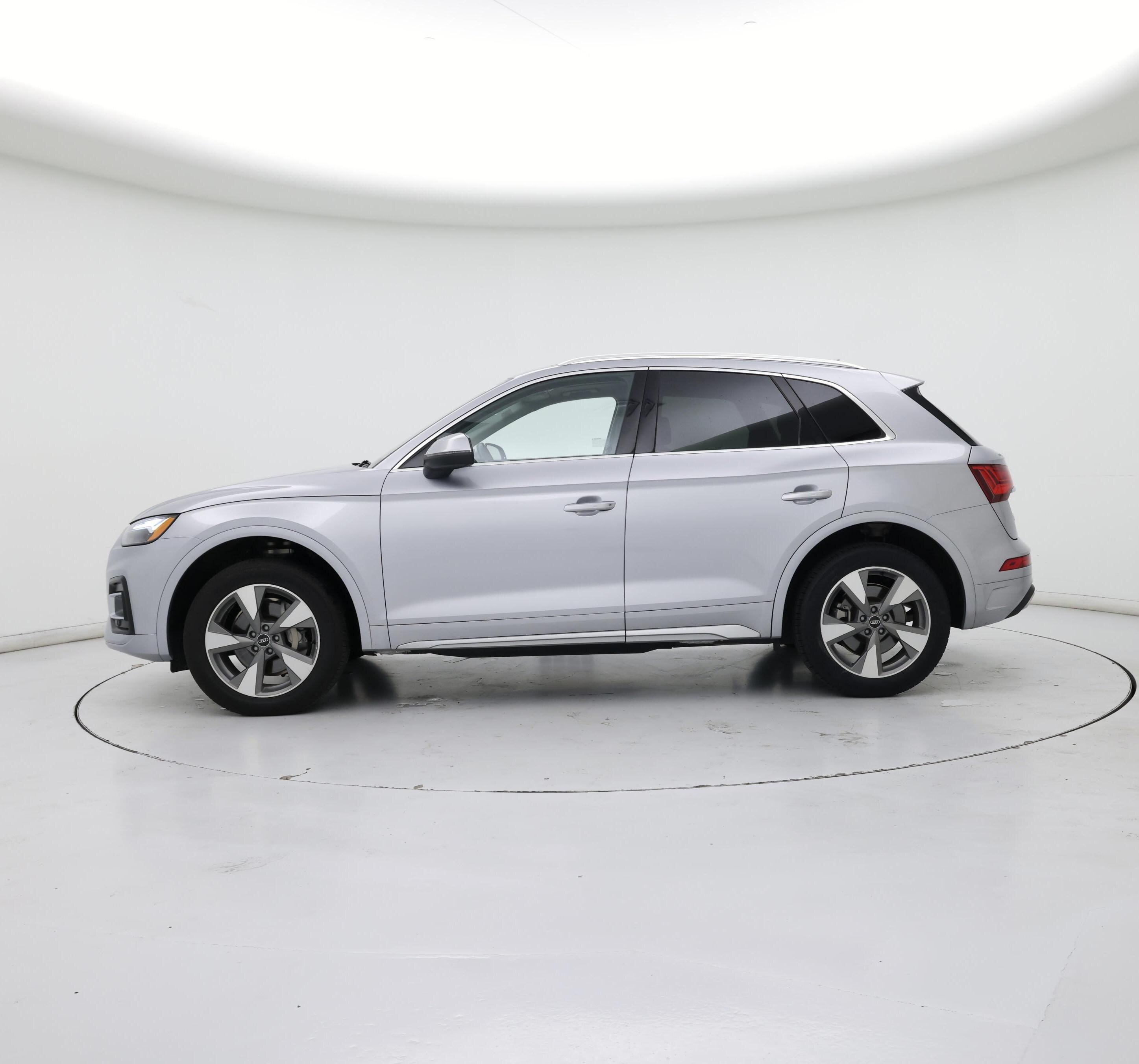 Thumbnail: 2022 Audi Q5 - 3