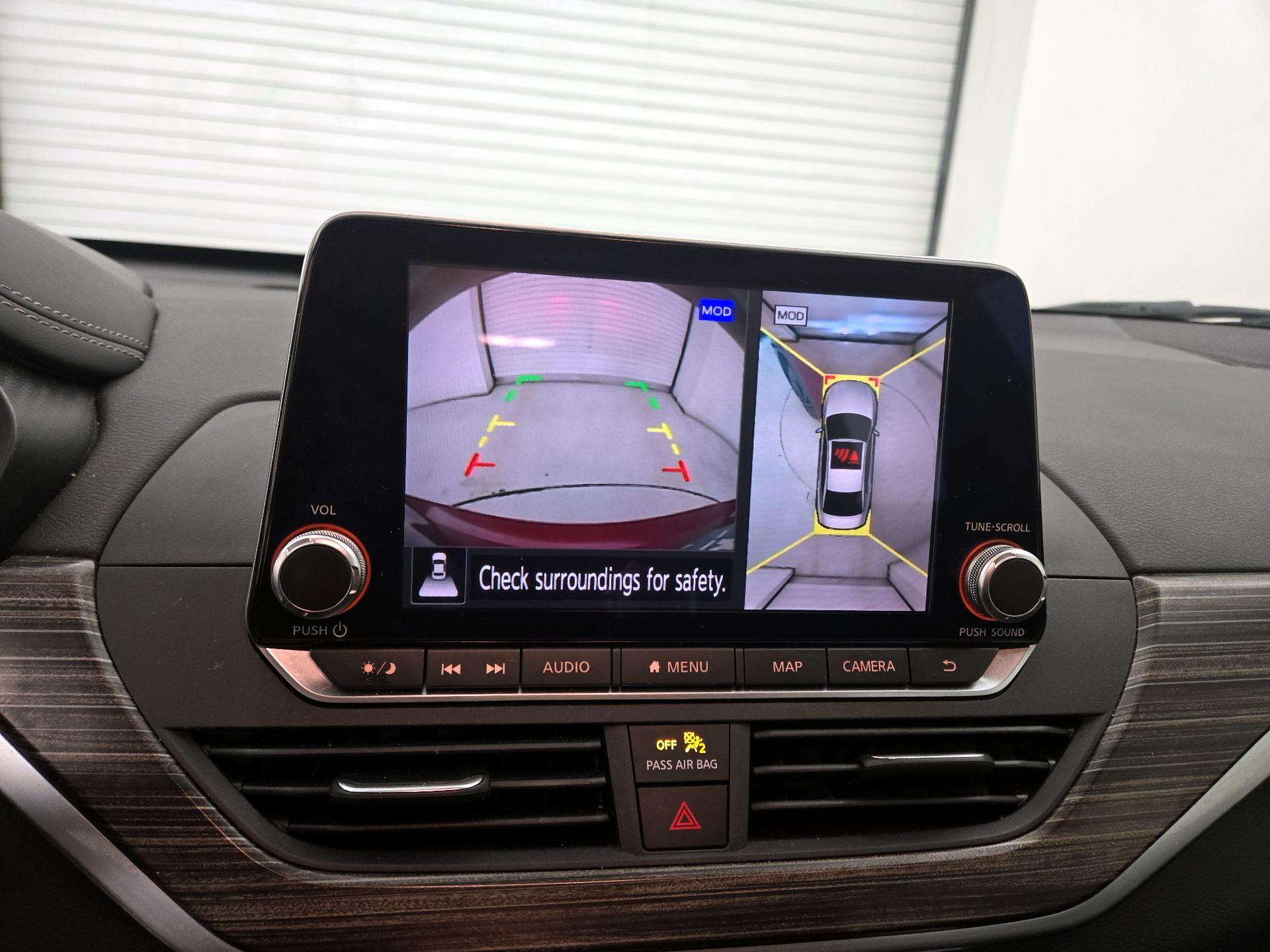 Thumbnail: 2019 Nissan Altima - 15