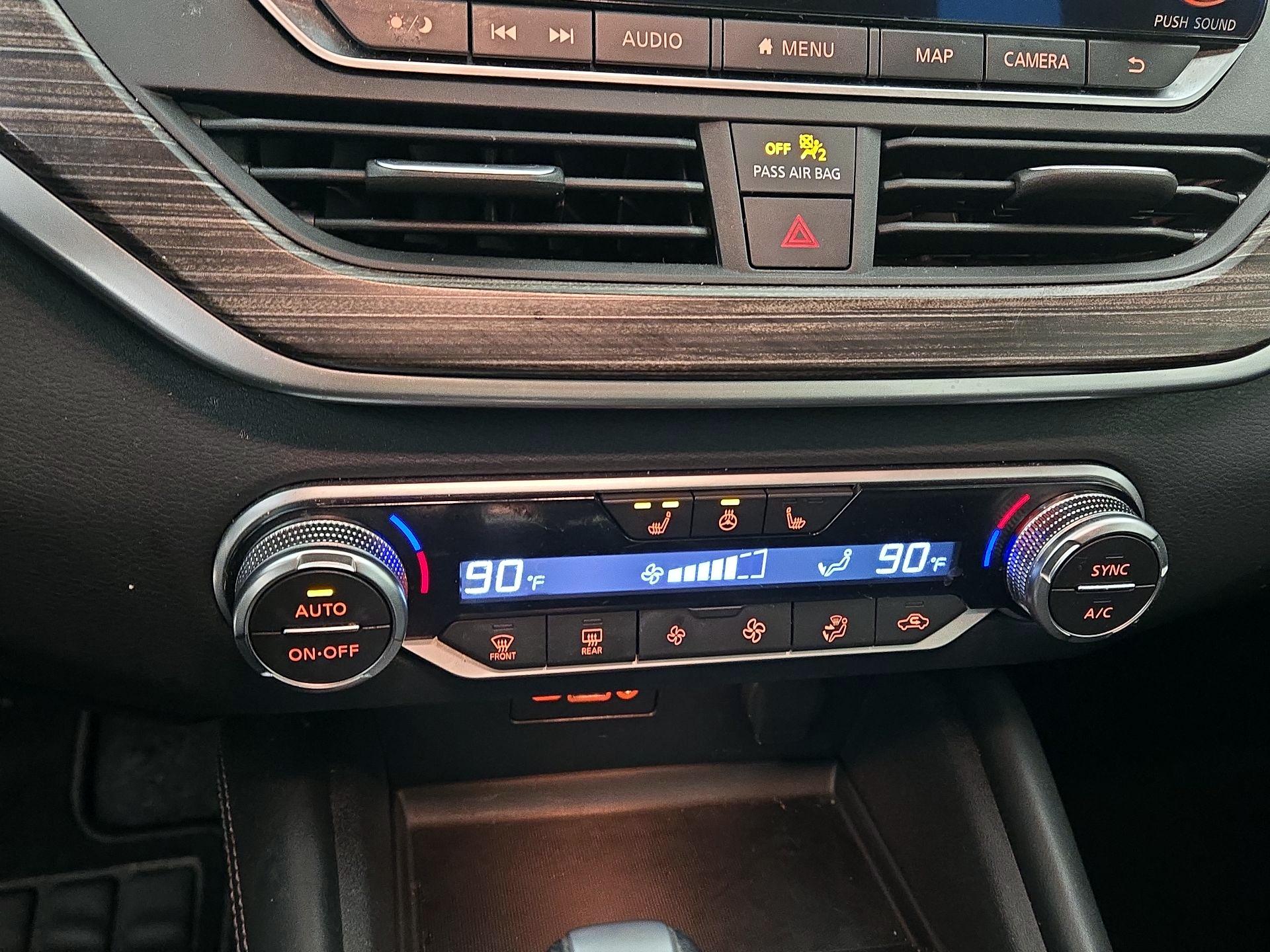 Thumbnail: 2019 Nissan Altima - 17