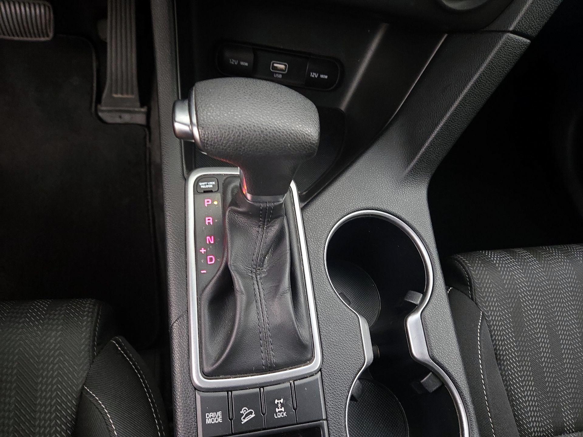 Thumbnail: 2020 Kia Sportage - 16