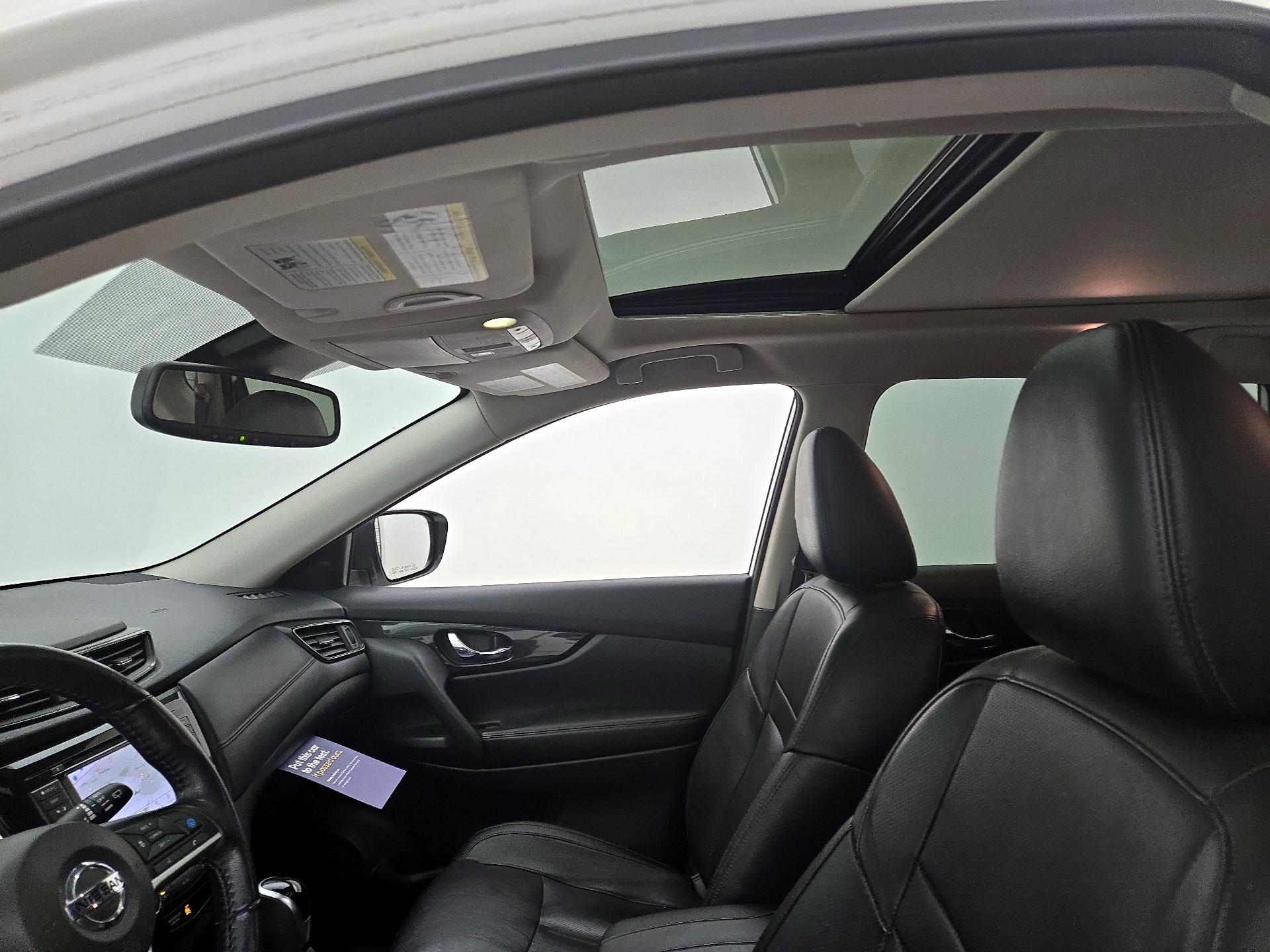 Thumbnail: 2020 Nissan Rogue - 20