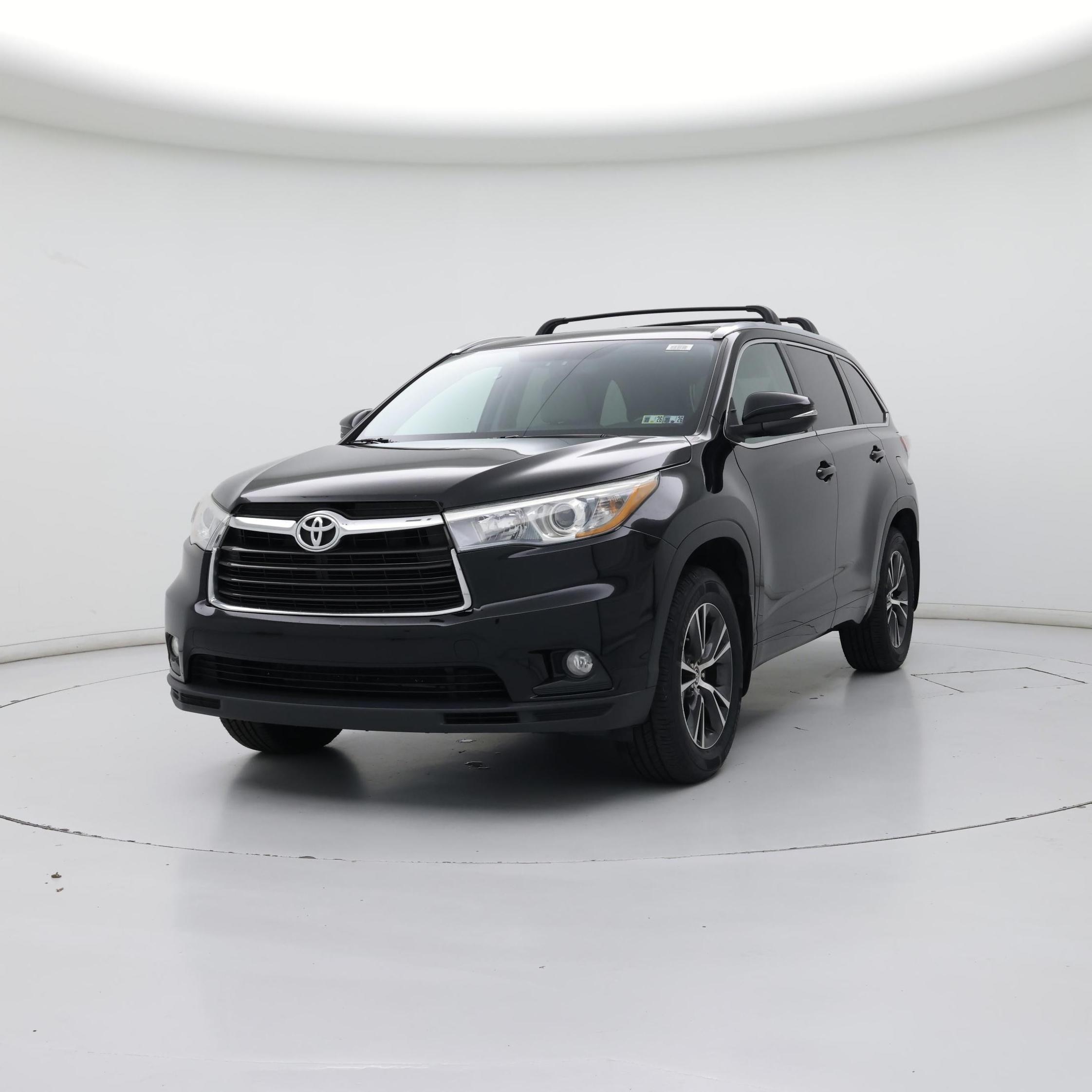 Thumbnail: 2016 Toyota Highlander - 4