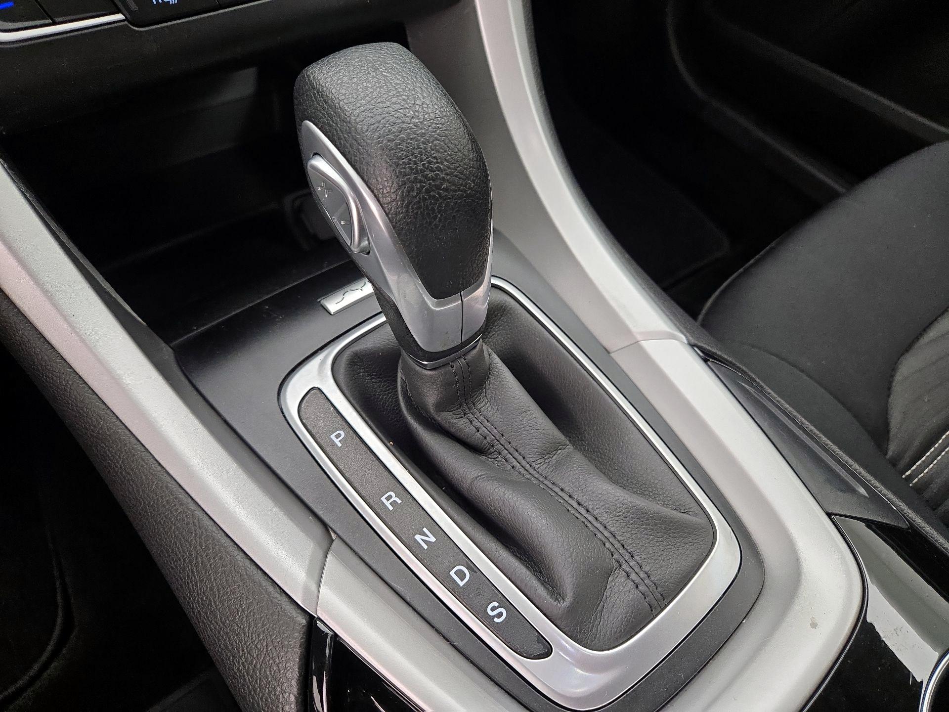 Thumbnail: 2016 Ford Fusion - 17