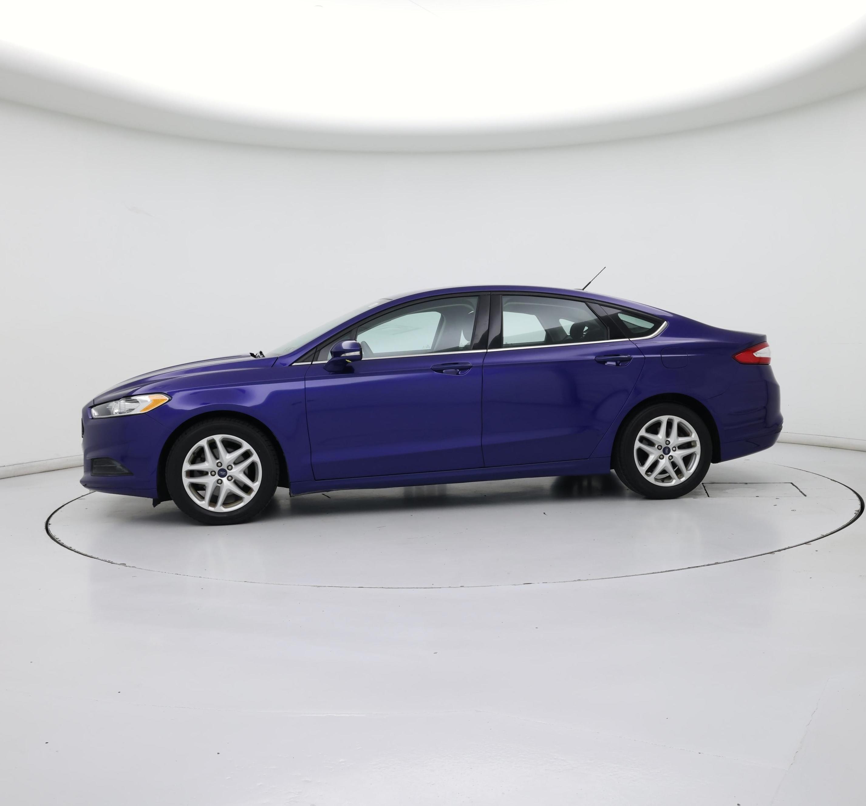 Thumbnail: 2016 Ford Fusion - 3