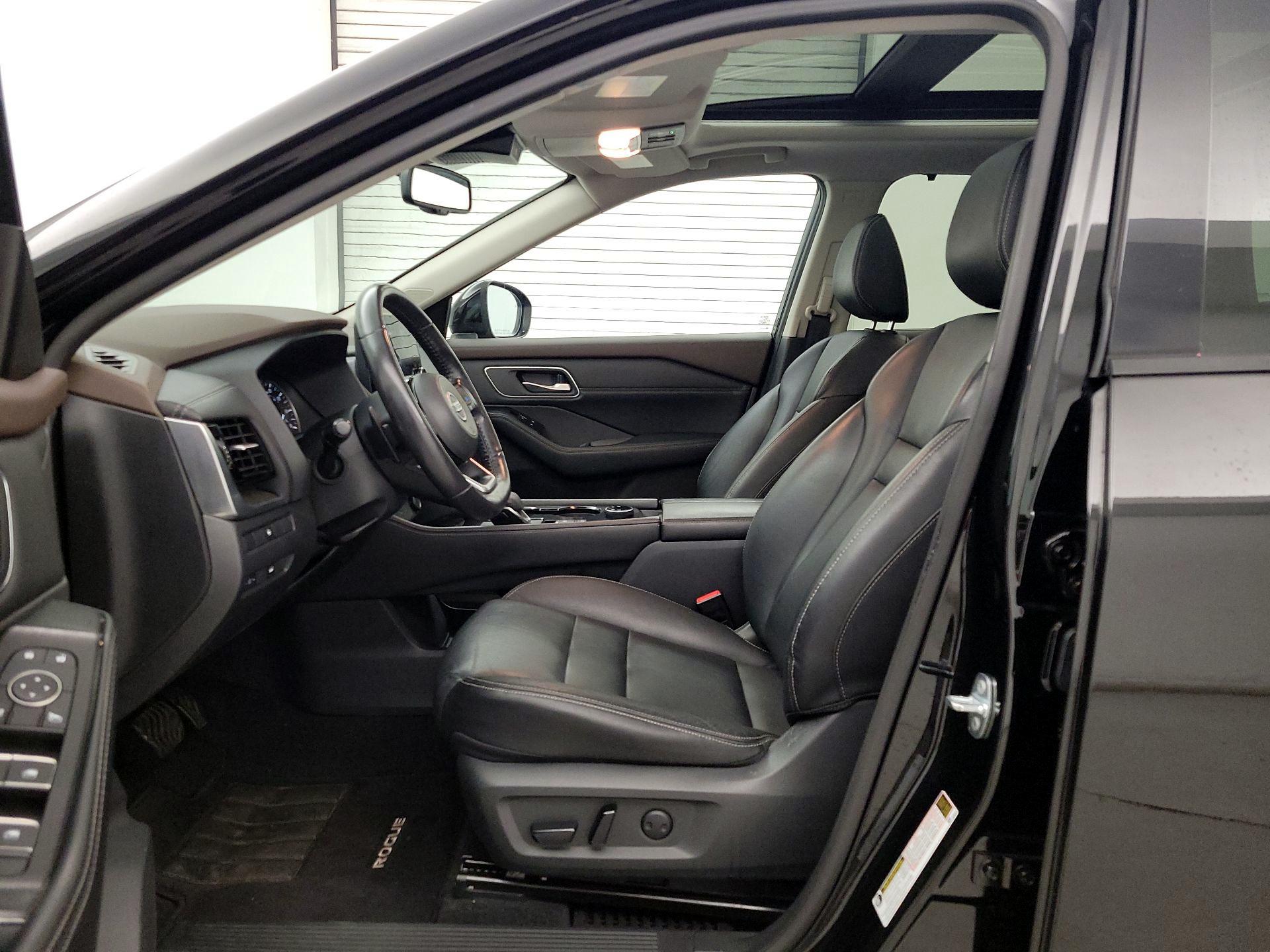 Thumbnail: 2021 Nissan Rogue - 11