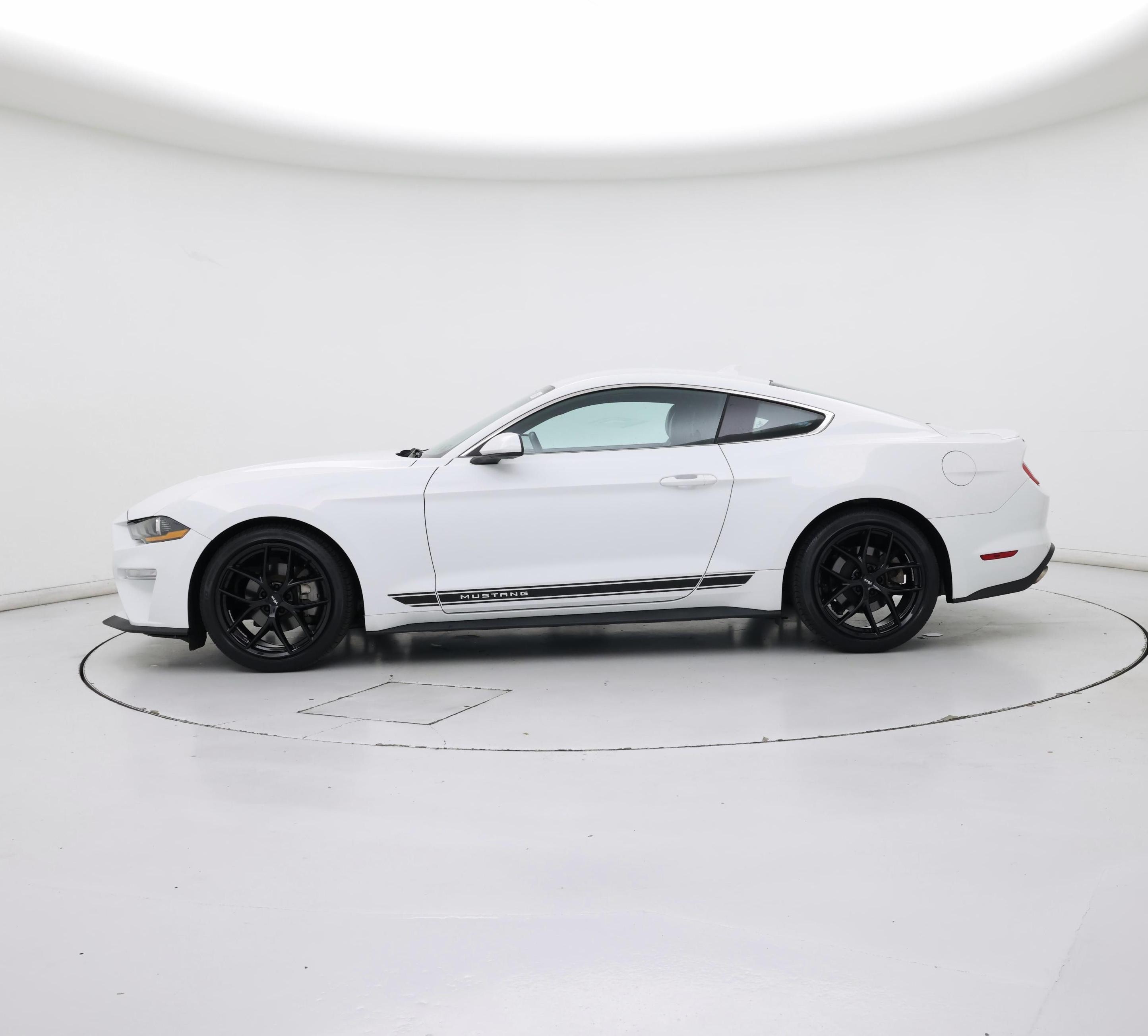 Thumbnail: 2021 Ford Mustang - 3