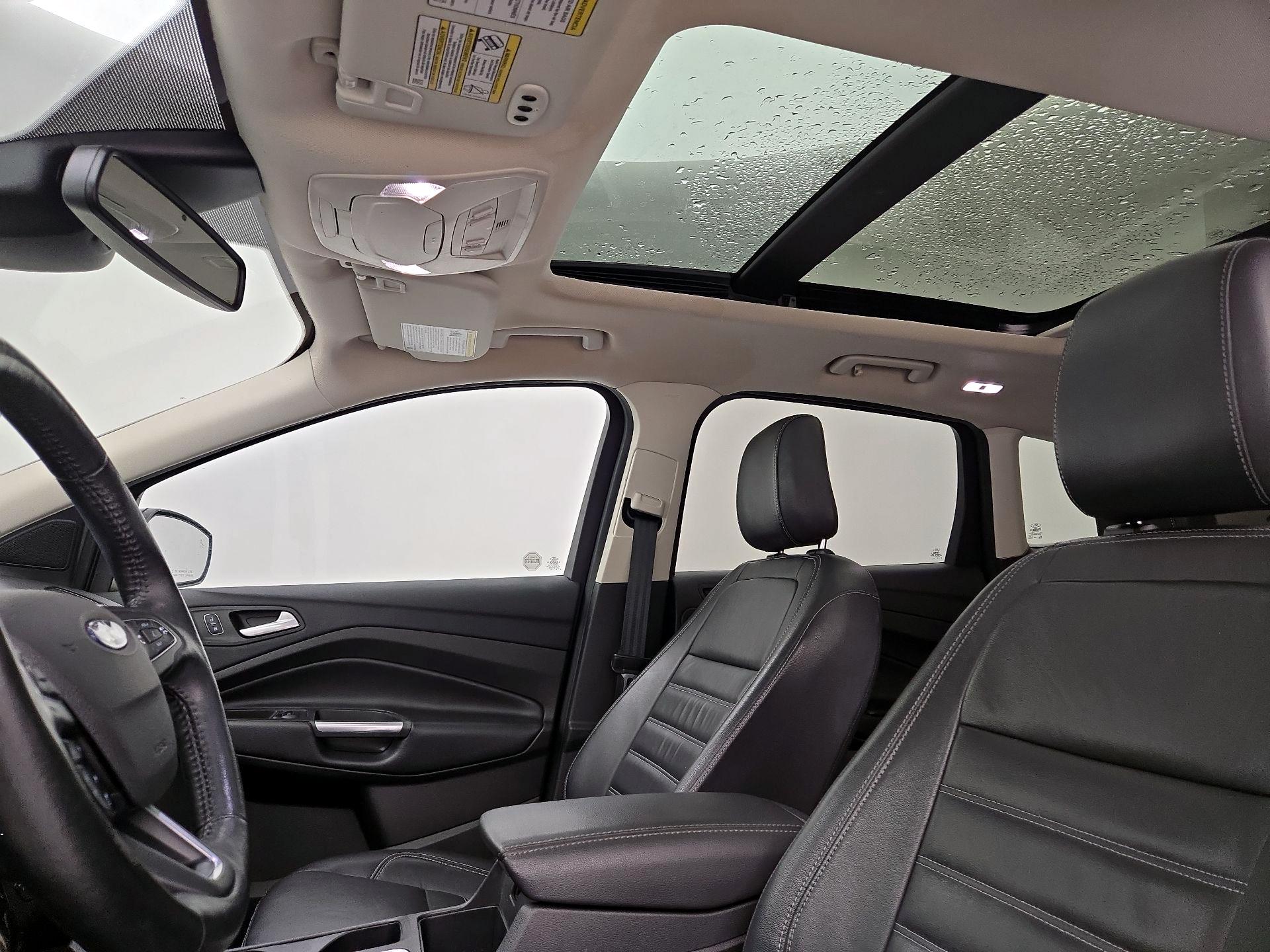 Thumbnail: 2019 Ford Escape - 20