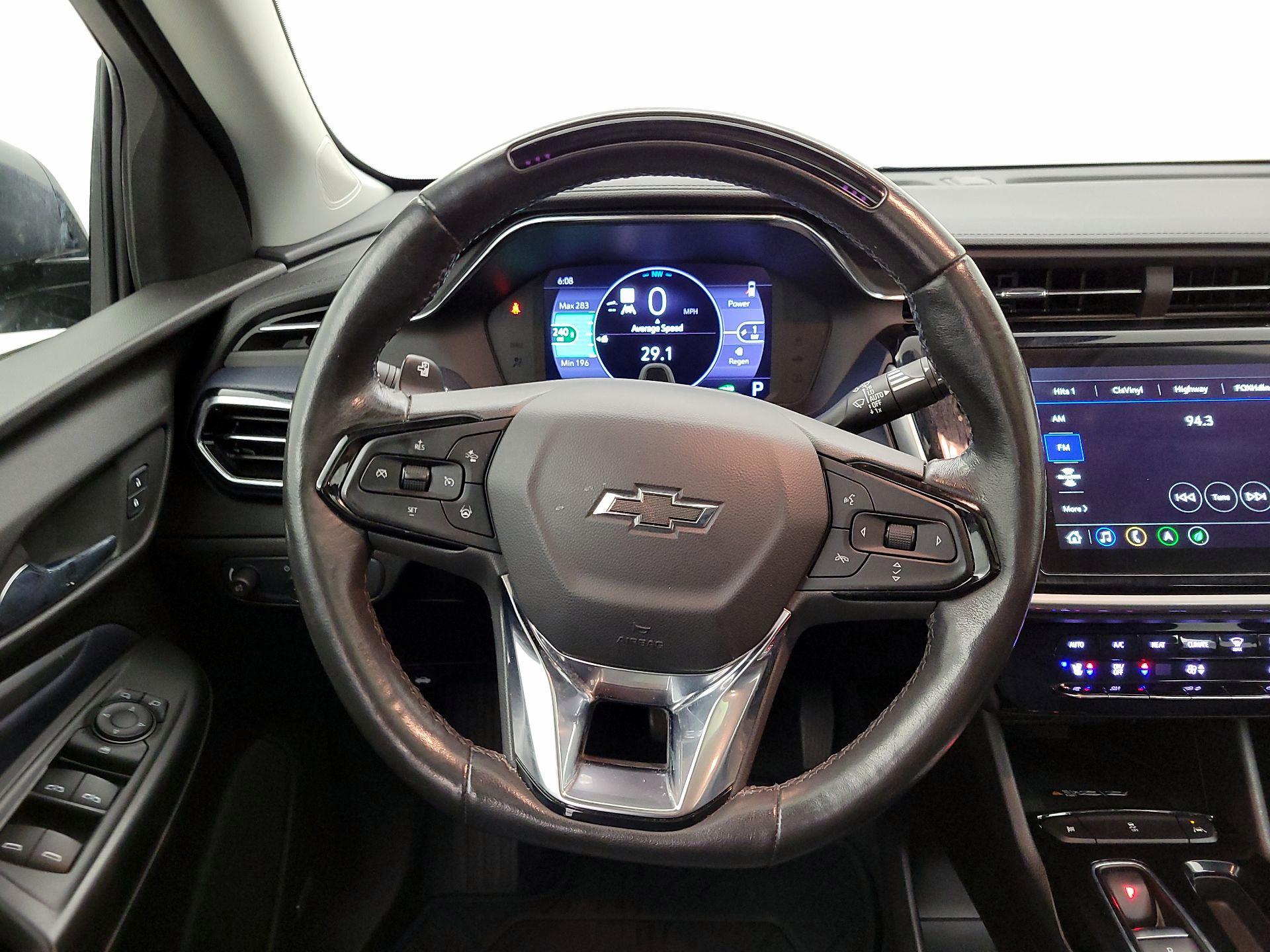 Thumbnail: 2023 Chevrolet Bolt EUV - 10