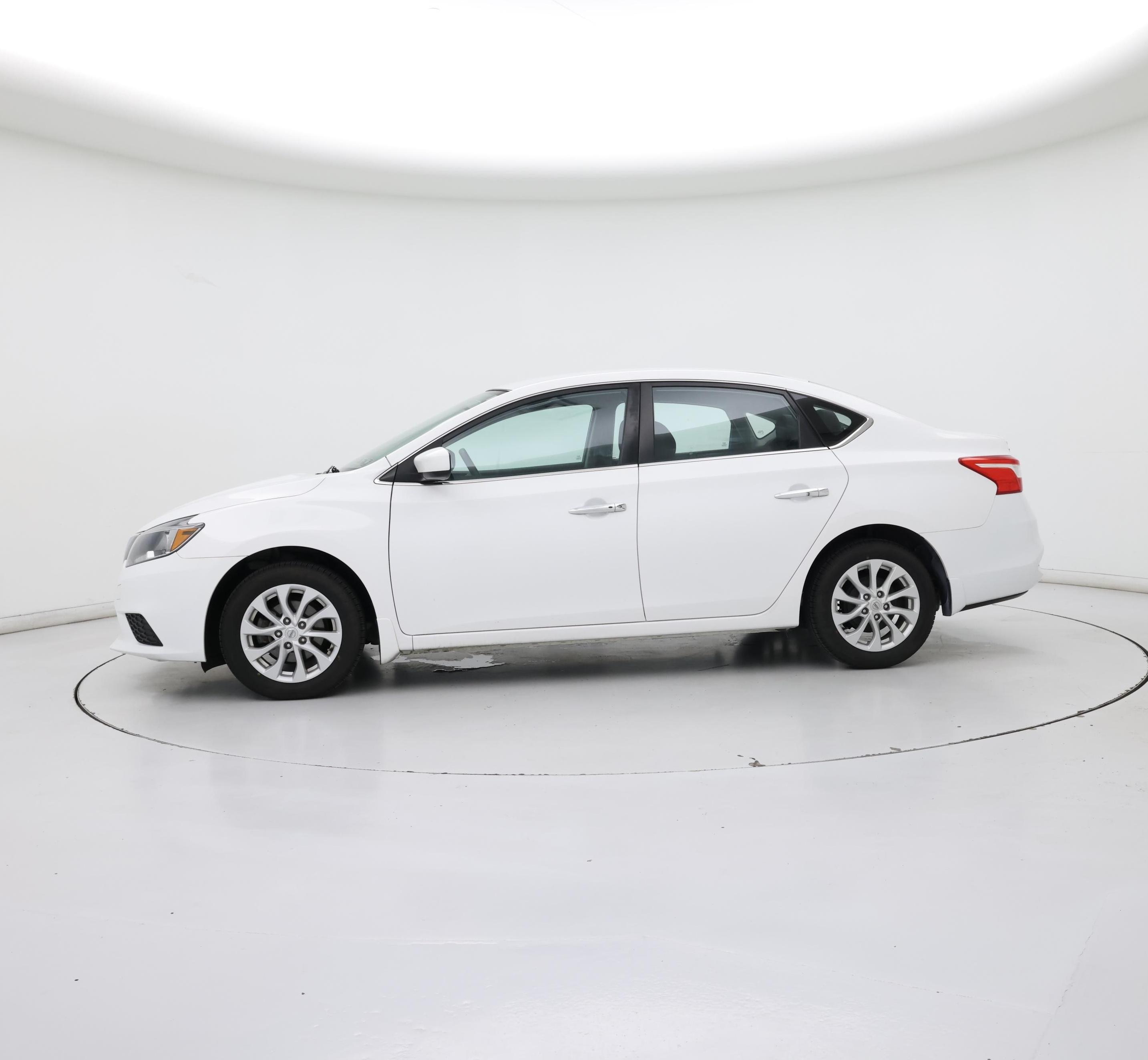 Thumbnail: 2018 Nissan Sentra - 3