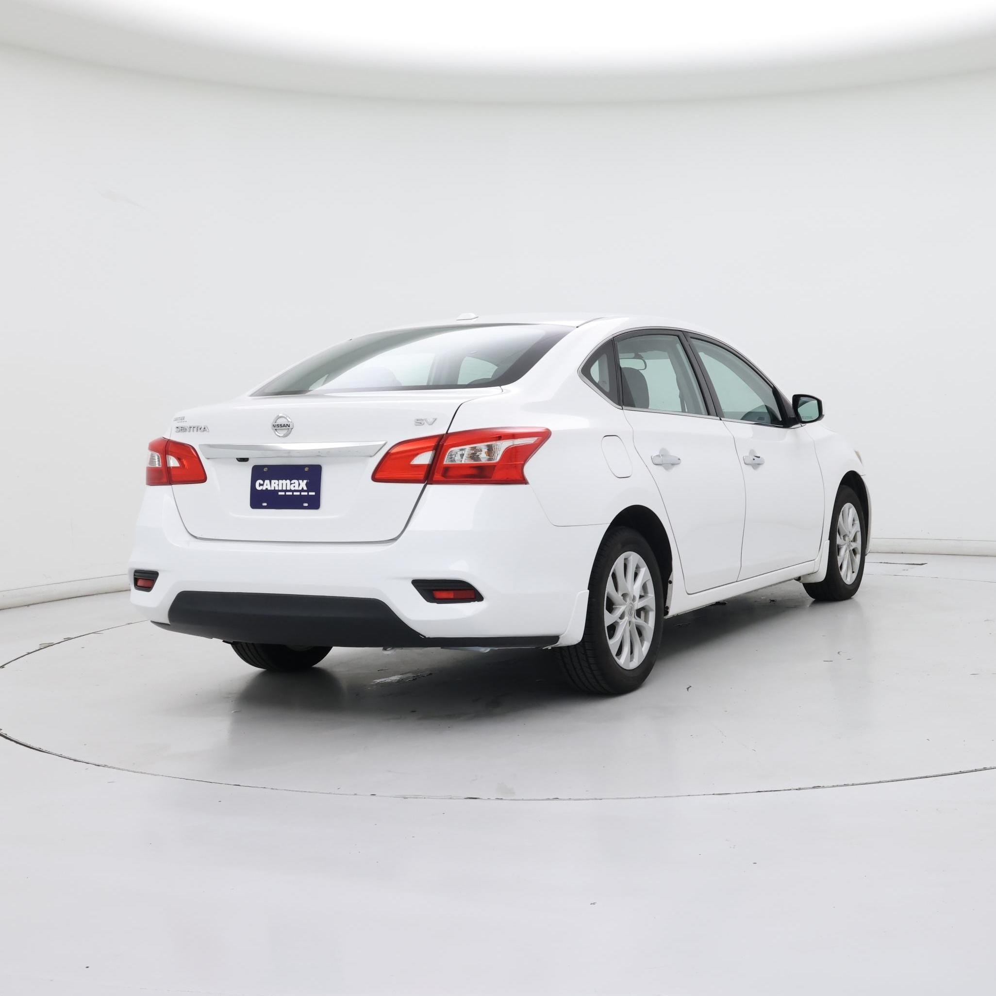 Thumbnail: 2018 Nissan Sentra - 8