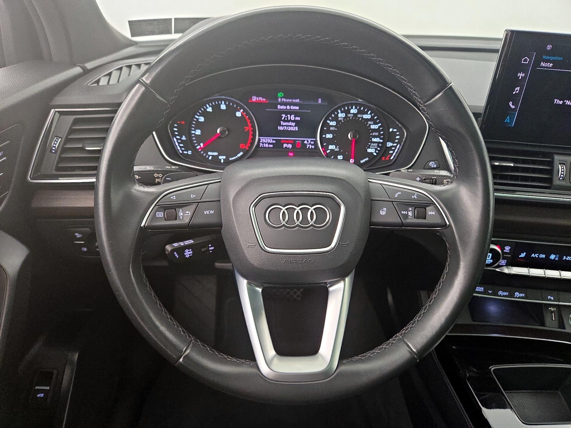 Thumbnail: 2023 Audi Q5 - 10