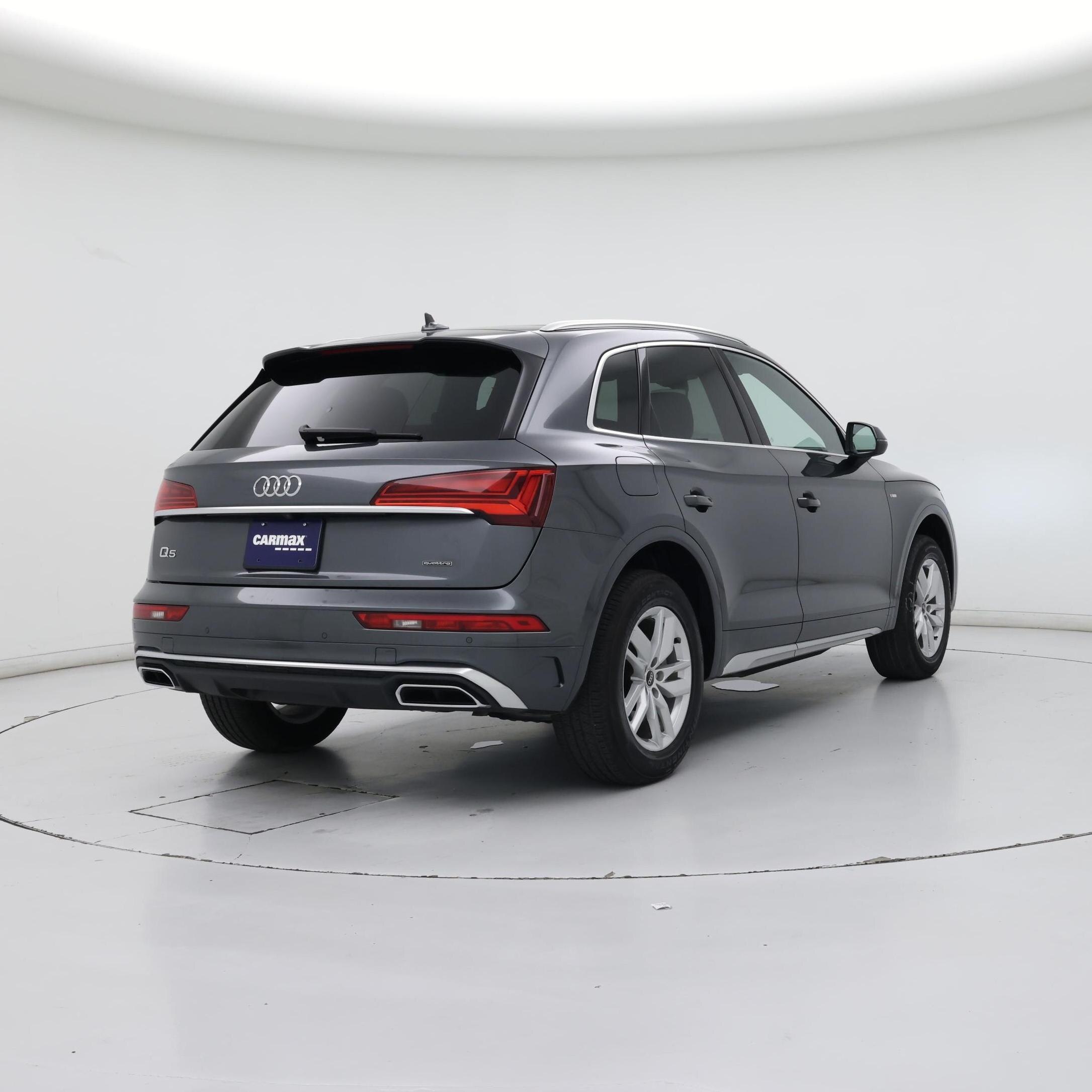 Thumbnail: 2023 Audi Q5 - 8