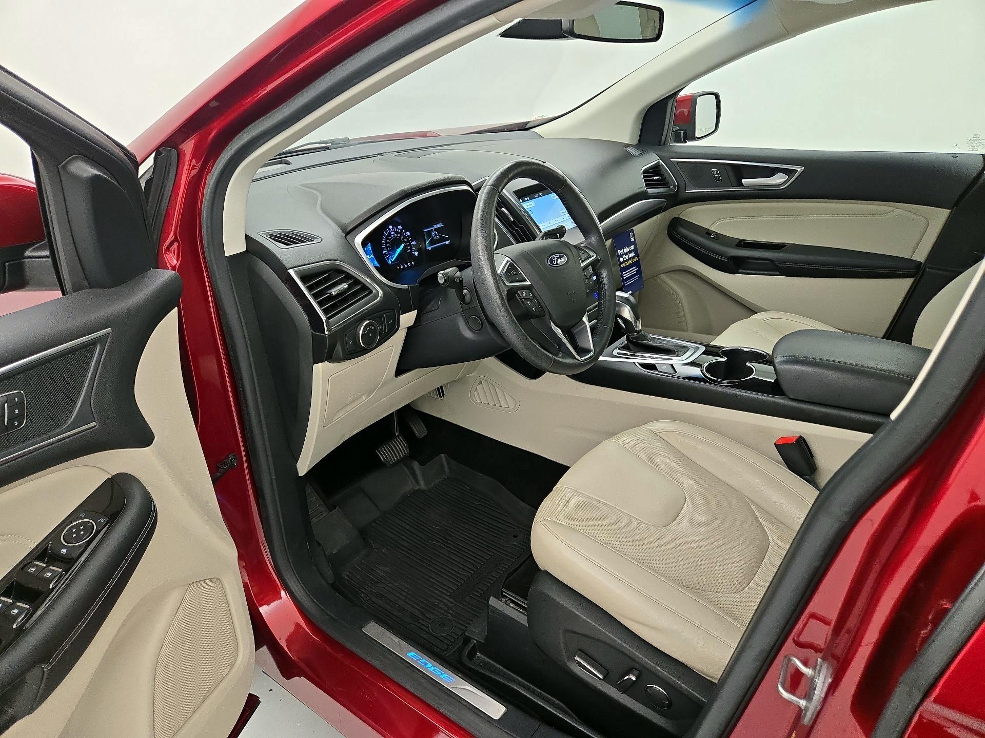 Thumbnail: 2018 Ford Edge - 11