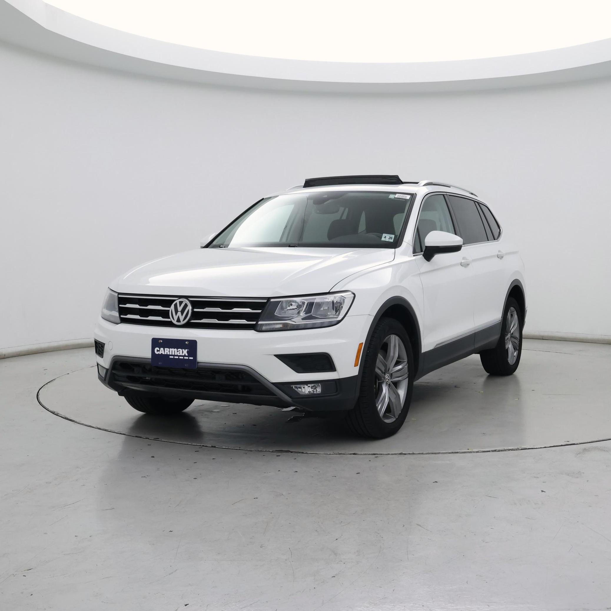 Thumbnail: 2021 Volkswagen Tiguan - 4