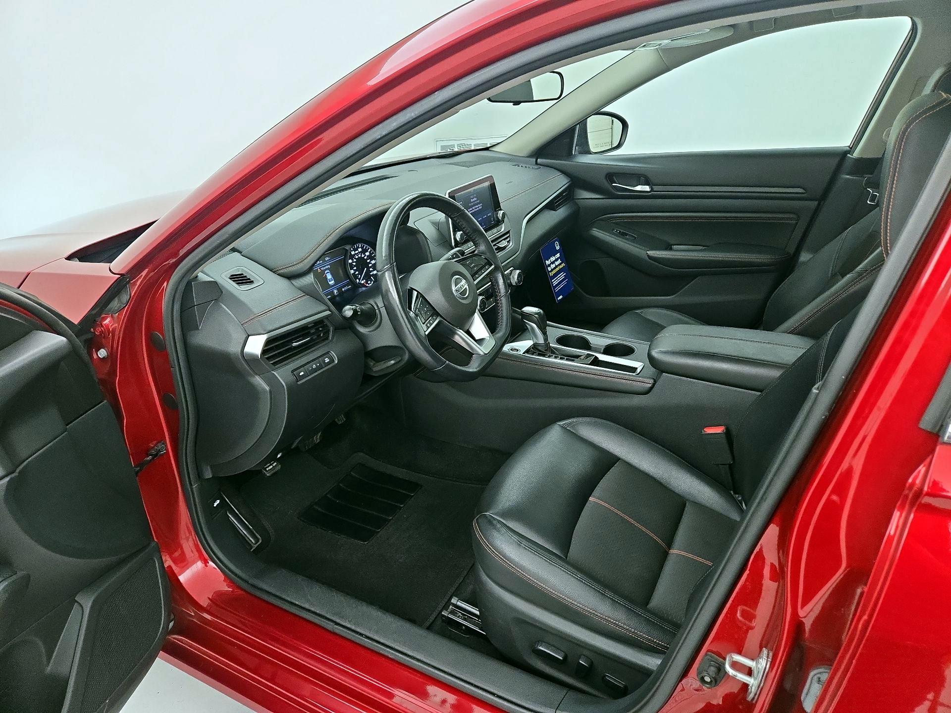 Thumbnail: 2019 Nissan Altima - 11