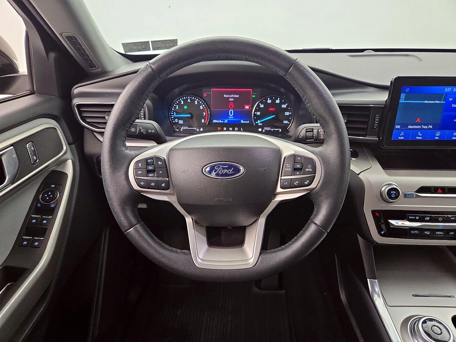 Thumbnail: 2023 Ford Explorer - 10