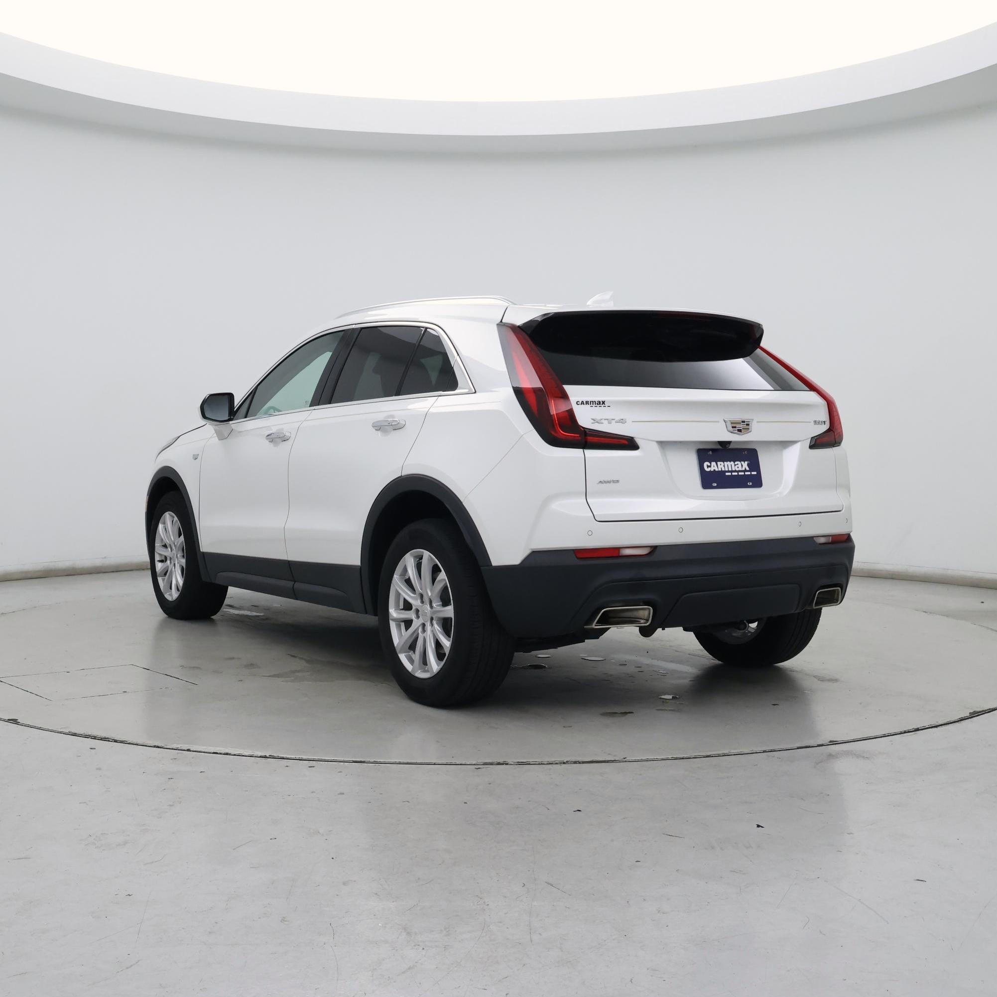Thumbnail: 2021 Cadillac XT4 - 2