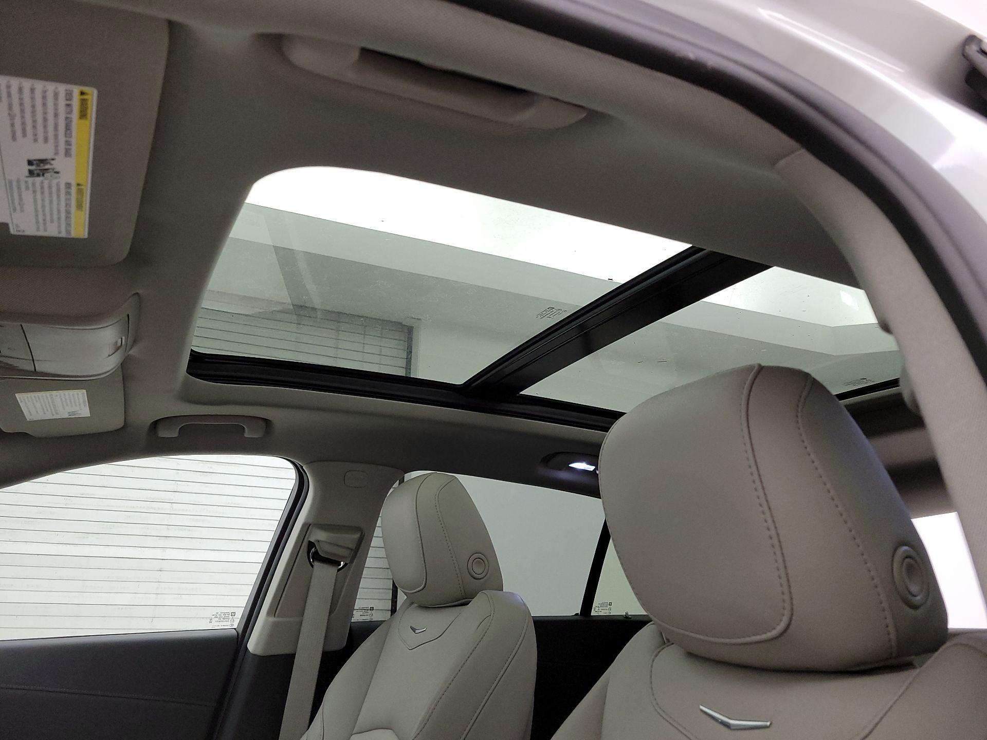 Thumbnail: 2021 Cadillac XT4 - 19