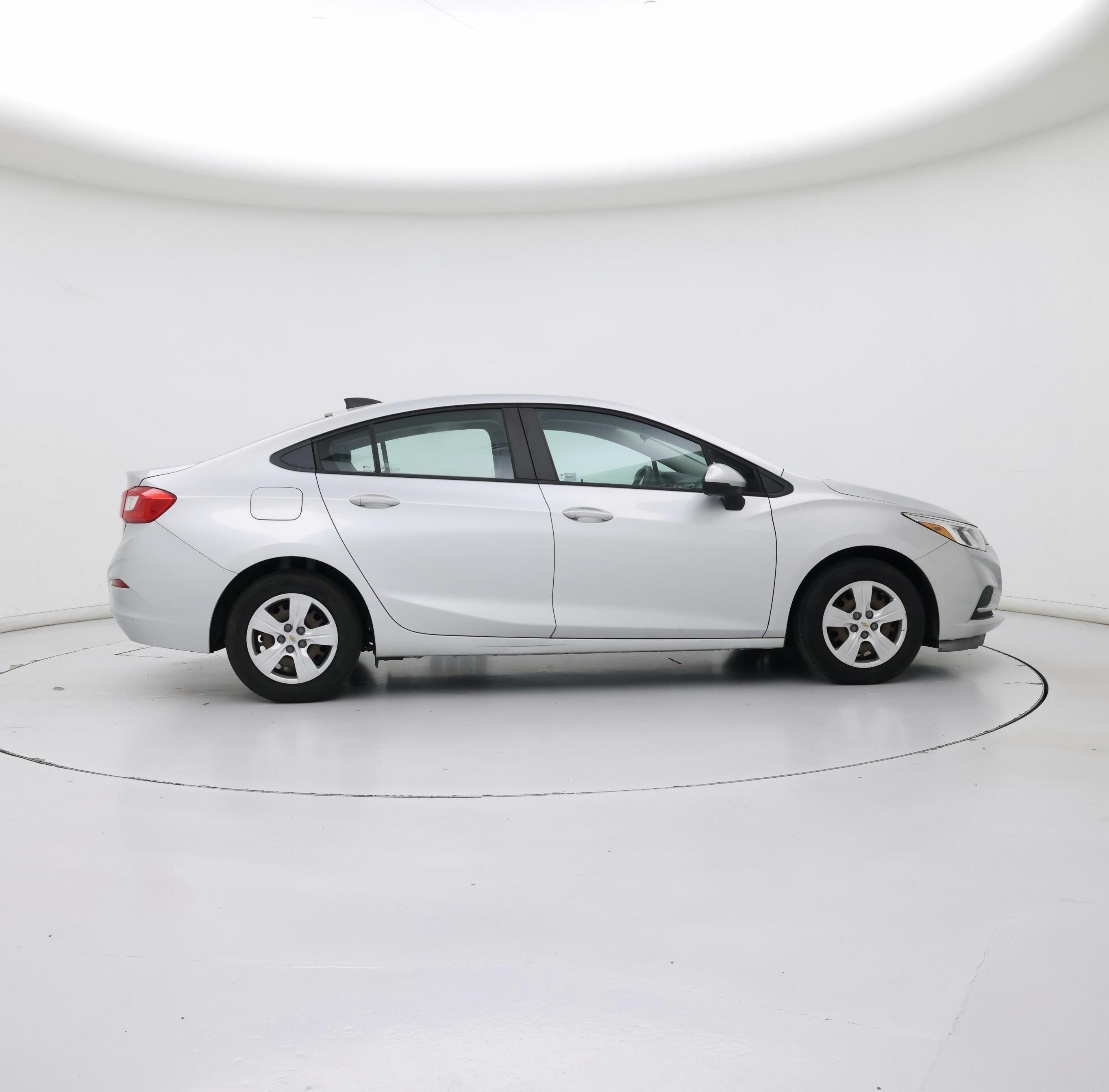 Thumbnail: 2017 Chevrolet Cruze - 7