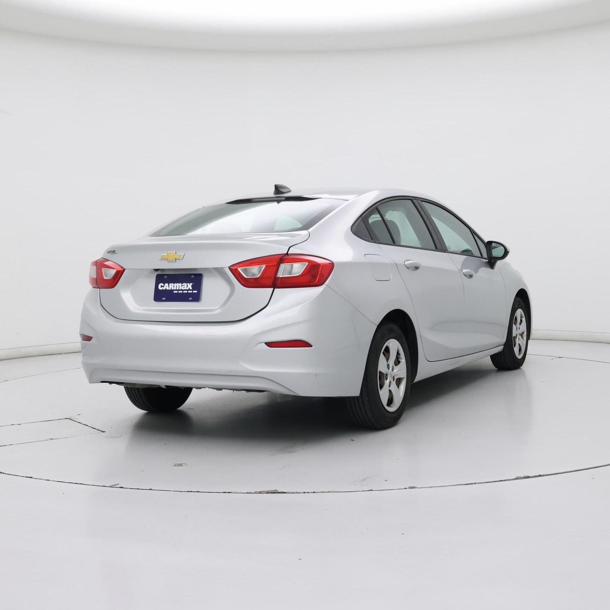 Thumbnail: 2017 Chevrolet Cruze - 8