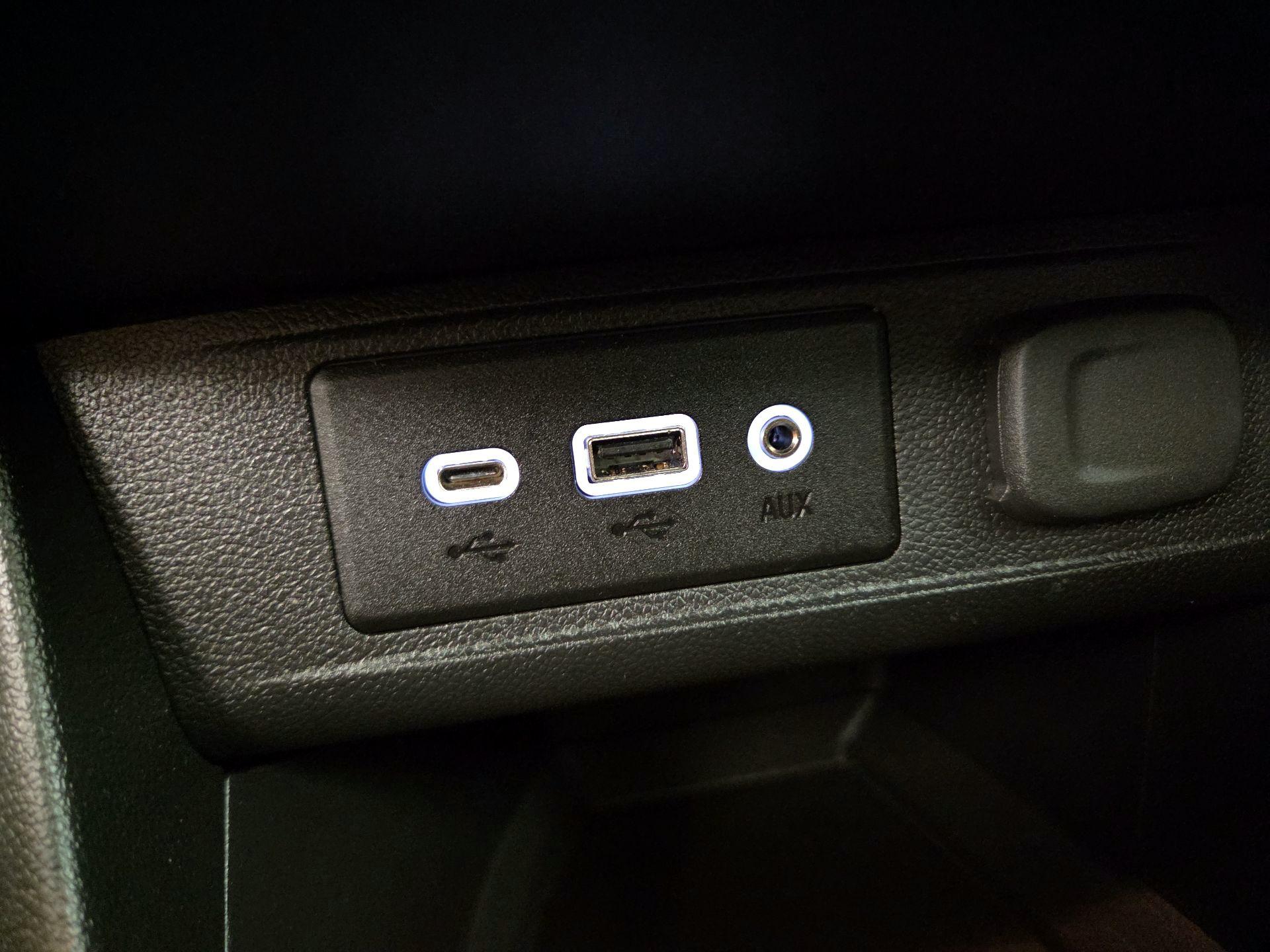 Thumbnail: 2022 Buick Encore GX - 18