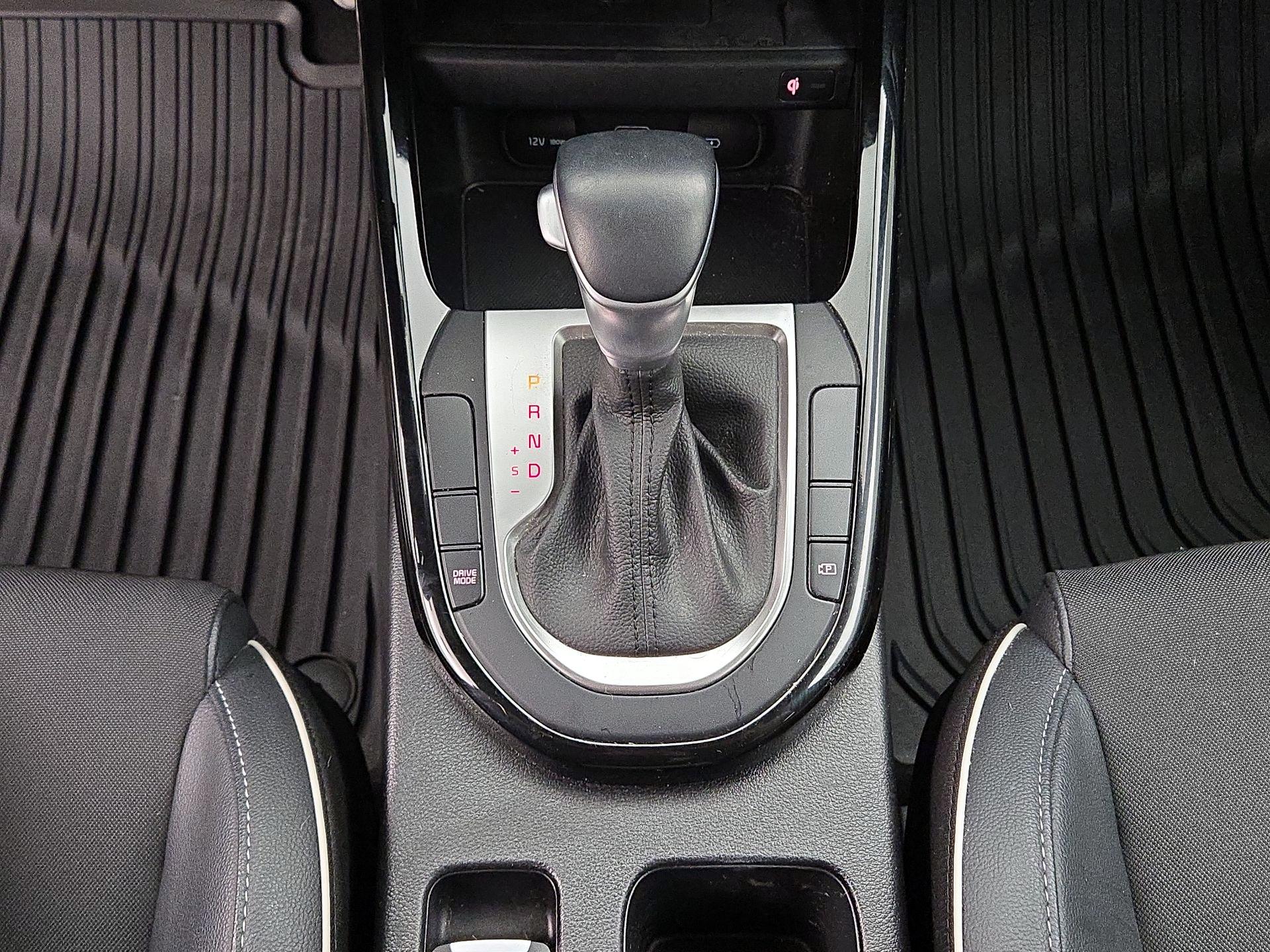 Thumbnail: 2022 Kia Forte - 17