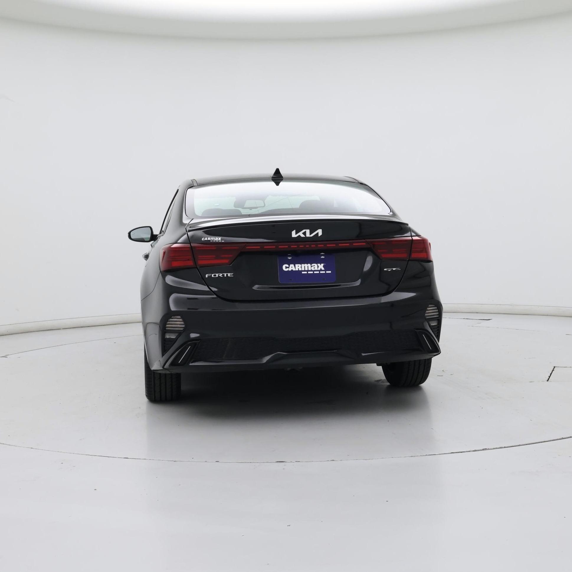 Thumbnail: 2022 Kia Forte - 6