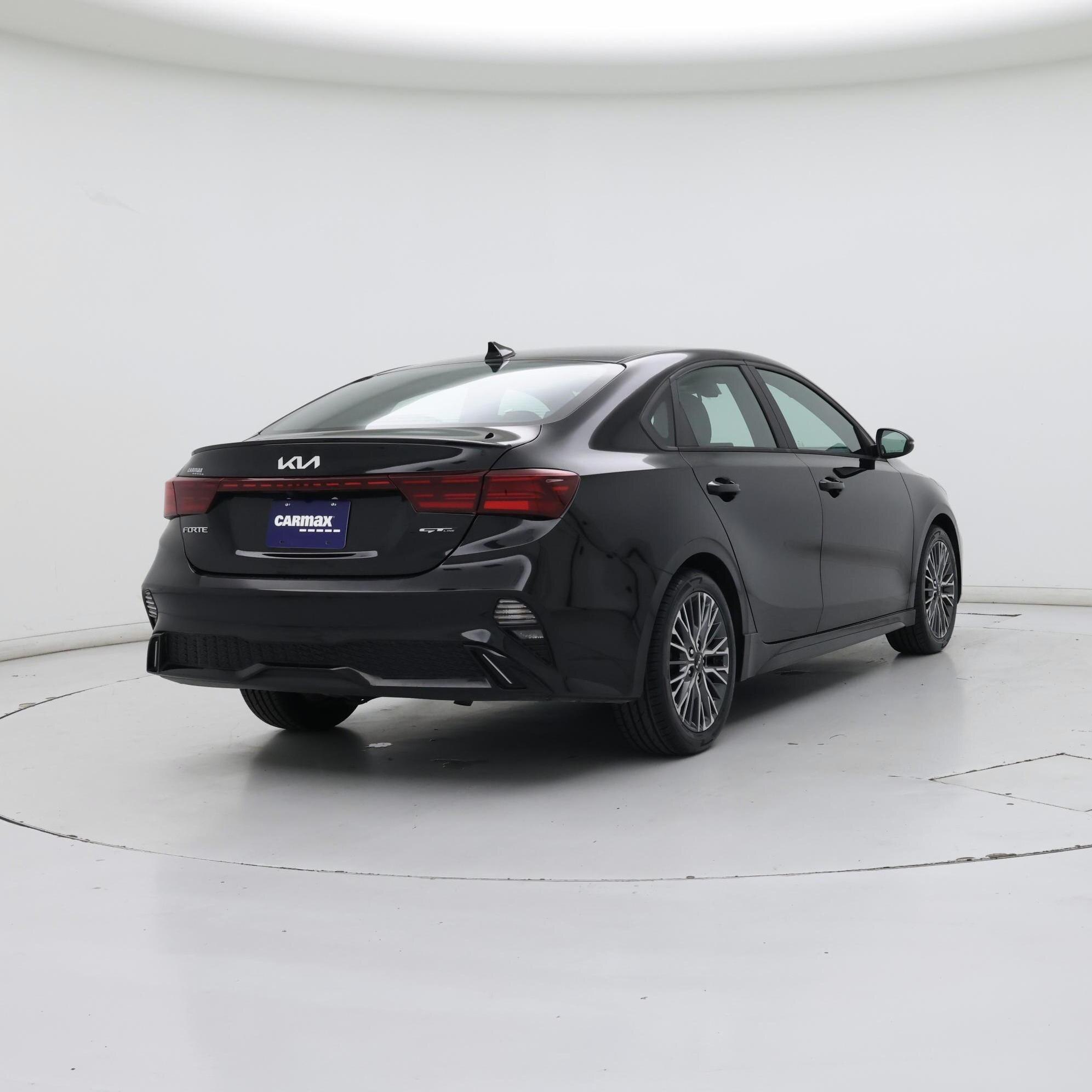 Thumbnail: 2022 Kia Forte - 8