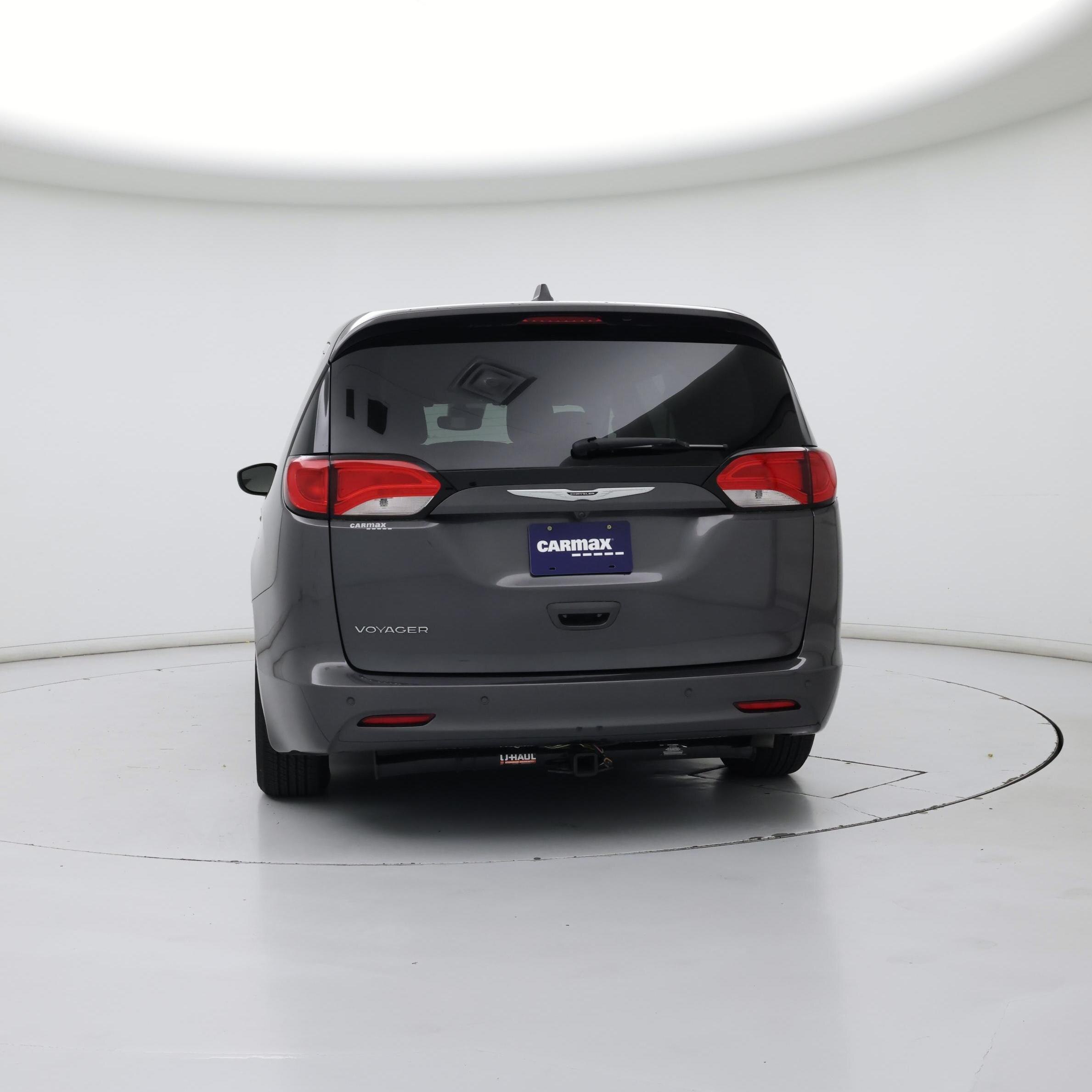 Thumbnail: 2021 Chrysler Voyager - 6