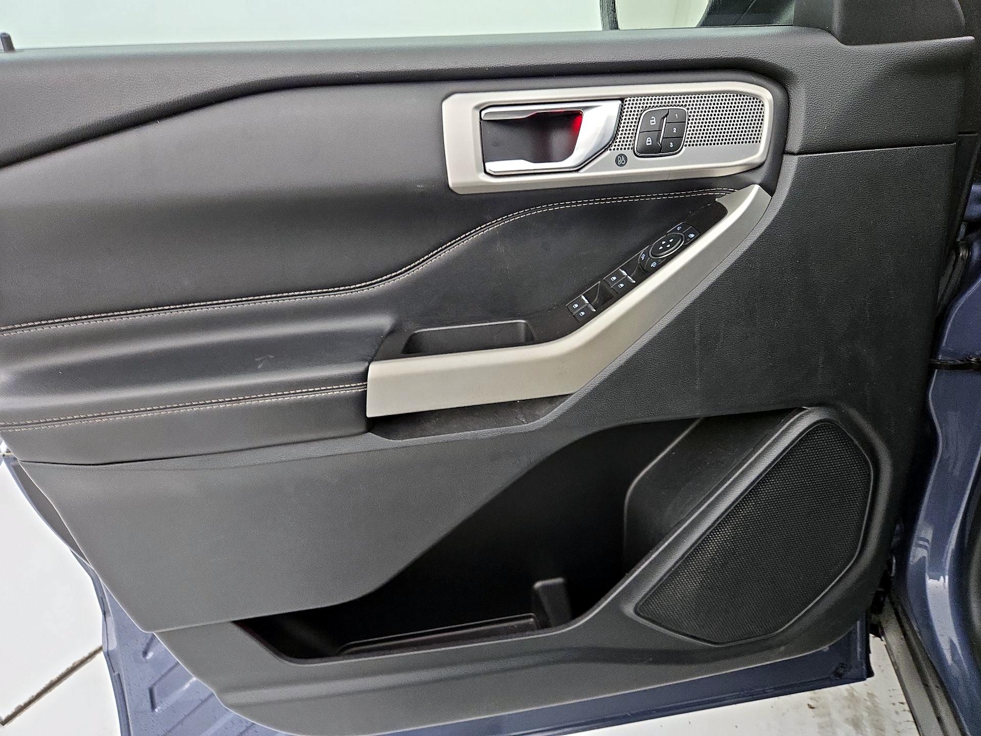 Thumbnail: 2021 Ford Explorer - 12