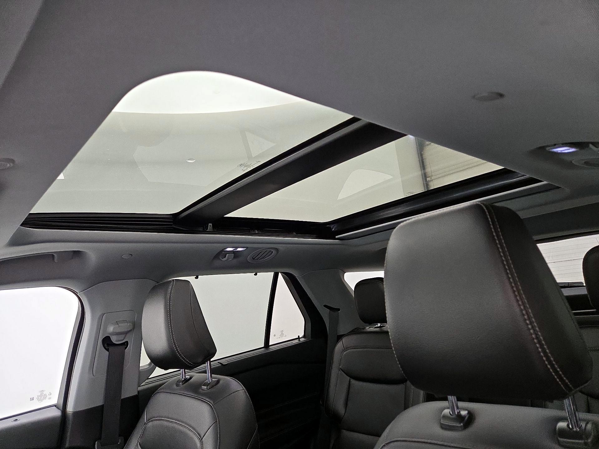 Thumbnail: 2021 Ford Explorer - 20