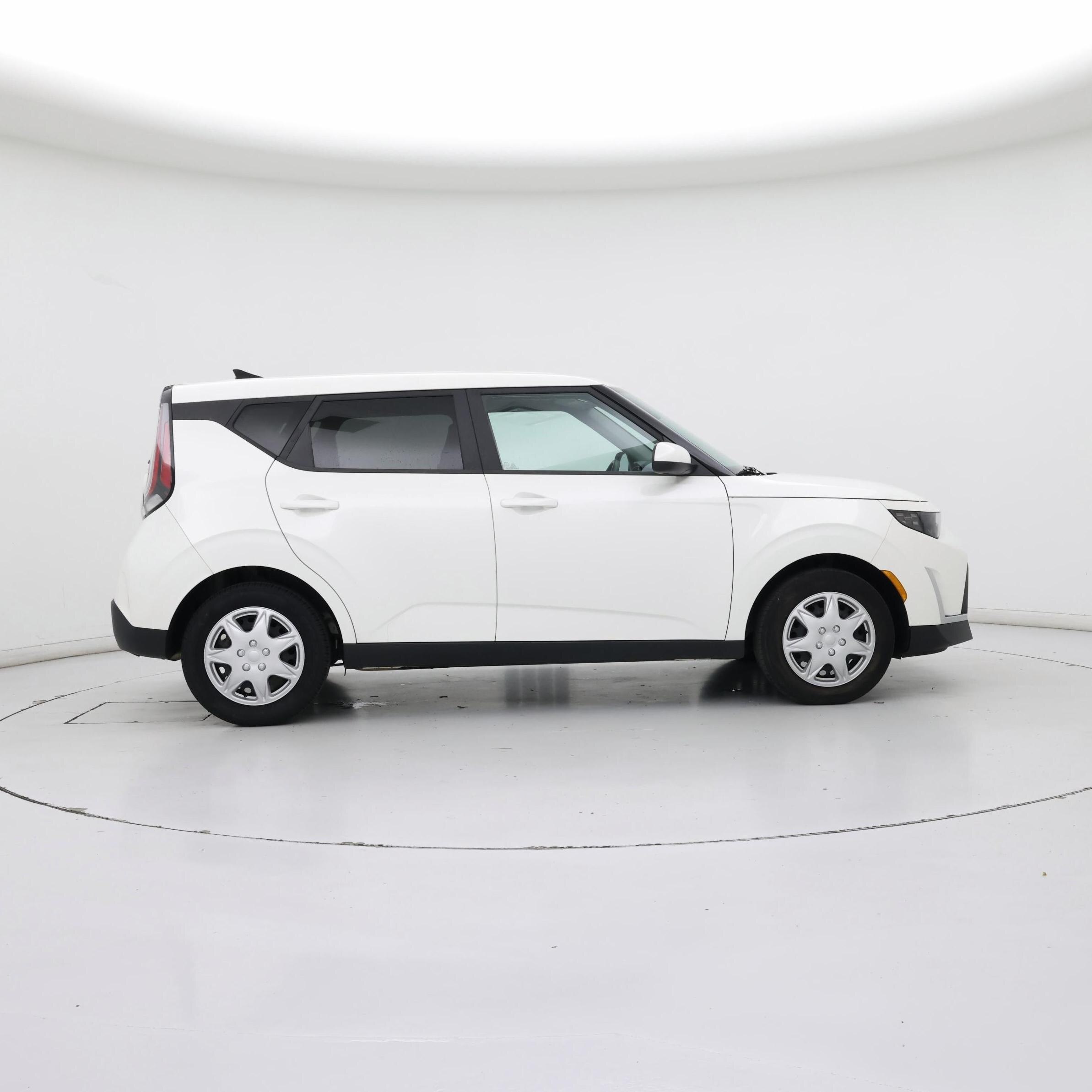 Thumbnail: 2023 Kia Soul - 7